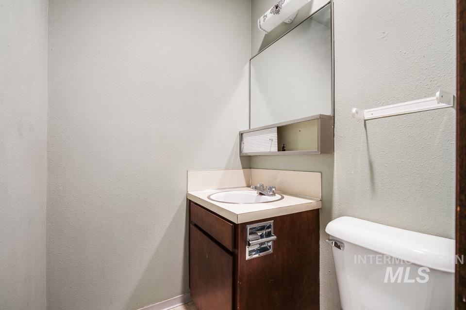 1157 SW 4th Ave, Ontario, Oregon 97914, Business/Commercial For Sale, Price $300,000, 98969389