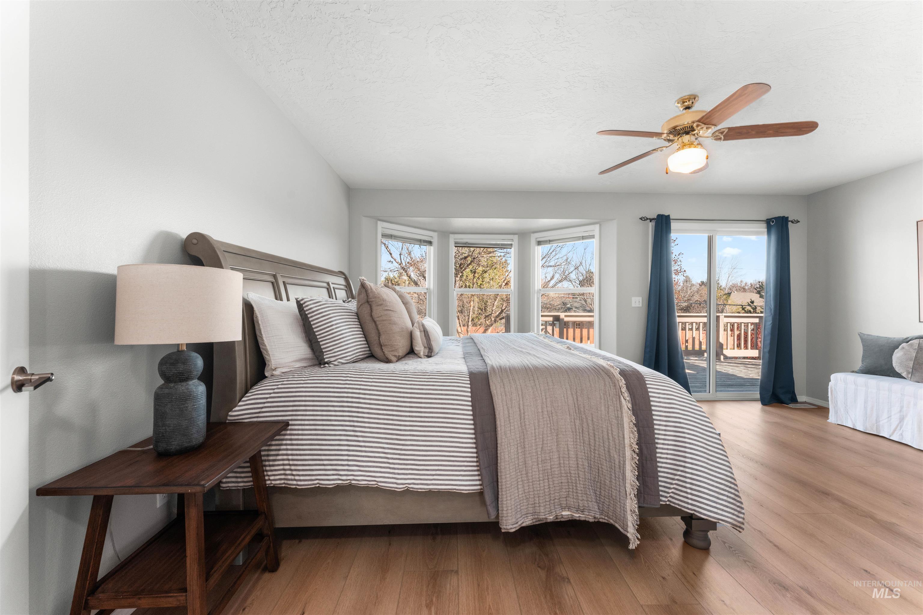 1118 N Snead Ave, Eagle, Idaho 83616, 4 Bedrooms, 3 Bathrooms, Residential For Sale, Price $614,900,MLS 98969390