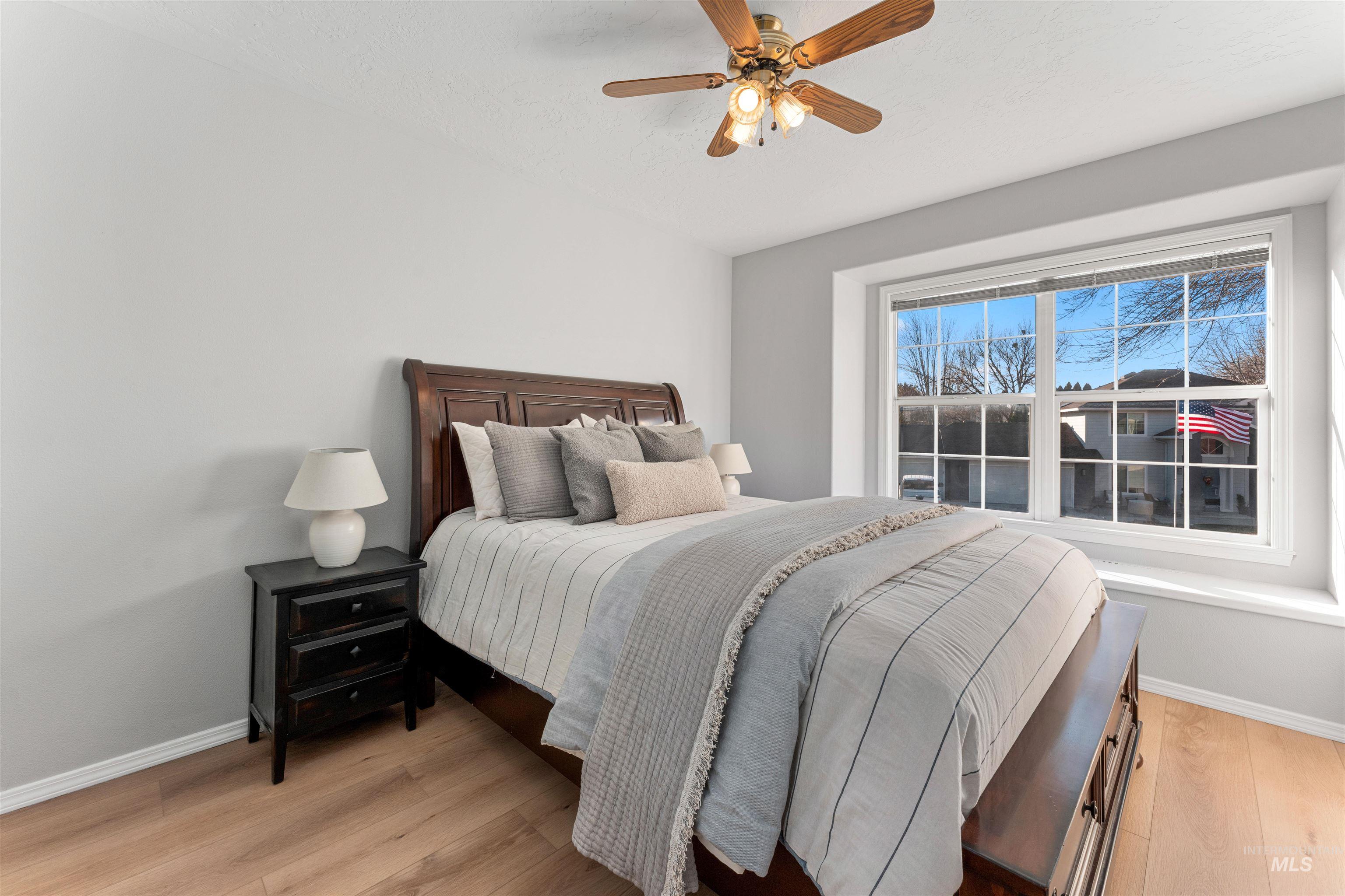 1118 N Snead Ave, Eagle, Idaho 83616, 4 Bedrooms, 3 Bathrooms, Residential For Sale, Price $614,900,MLS 98969390