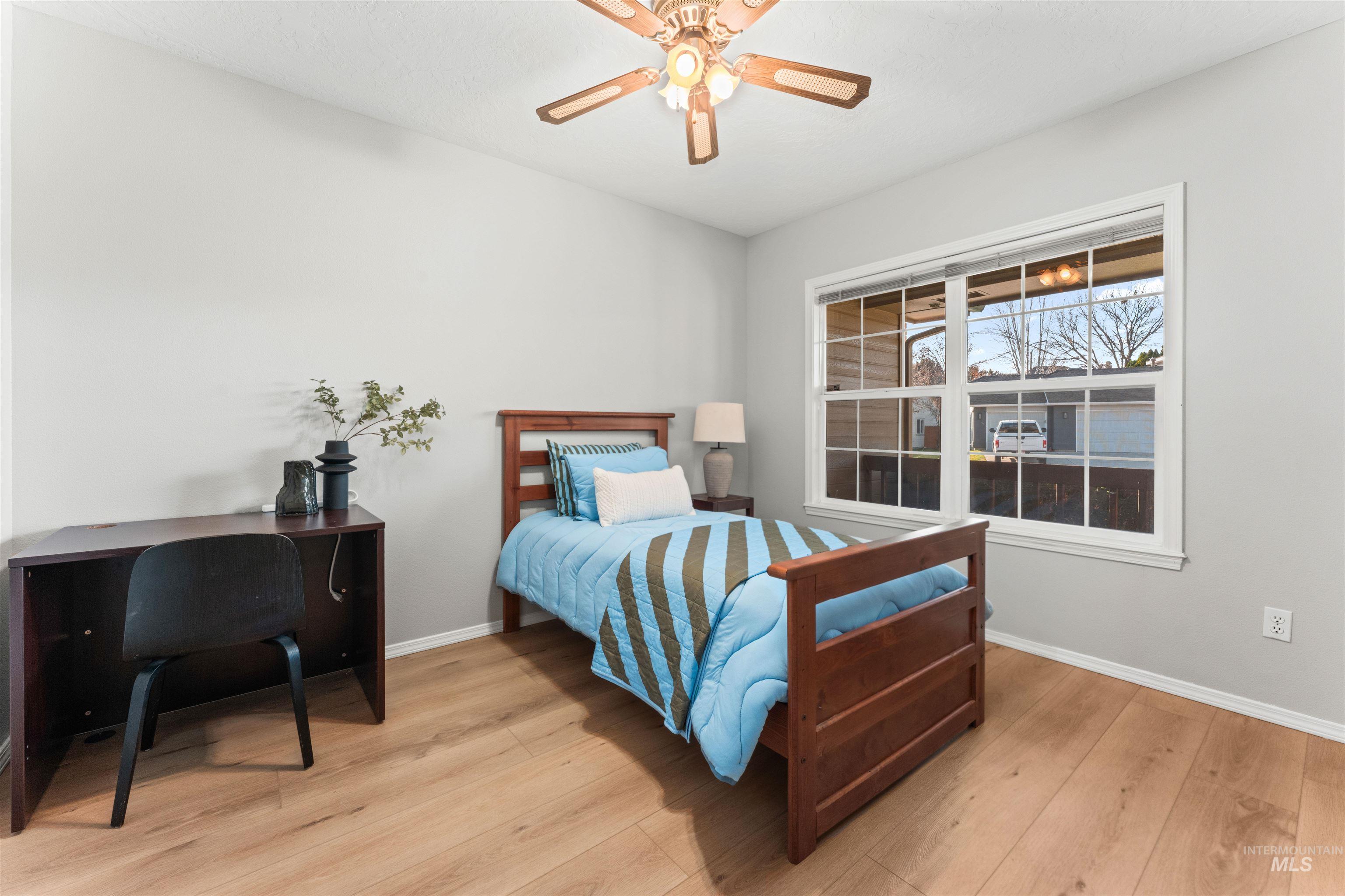 1118 N Snead Ave, Eagle, Idaho 83616, 4 Bedrooms, 3 Bathrooms, Residential For Sale, Price $614,900,MLS 98969390