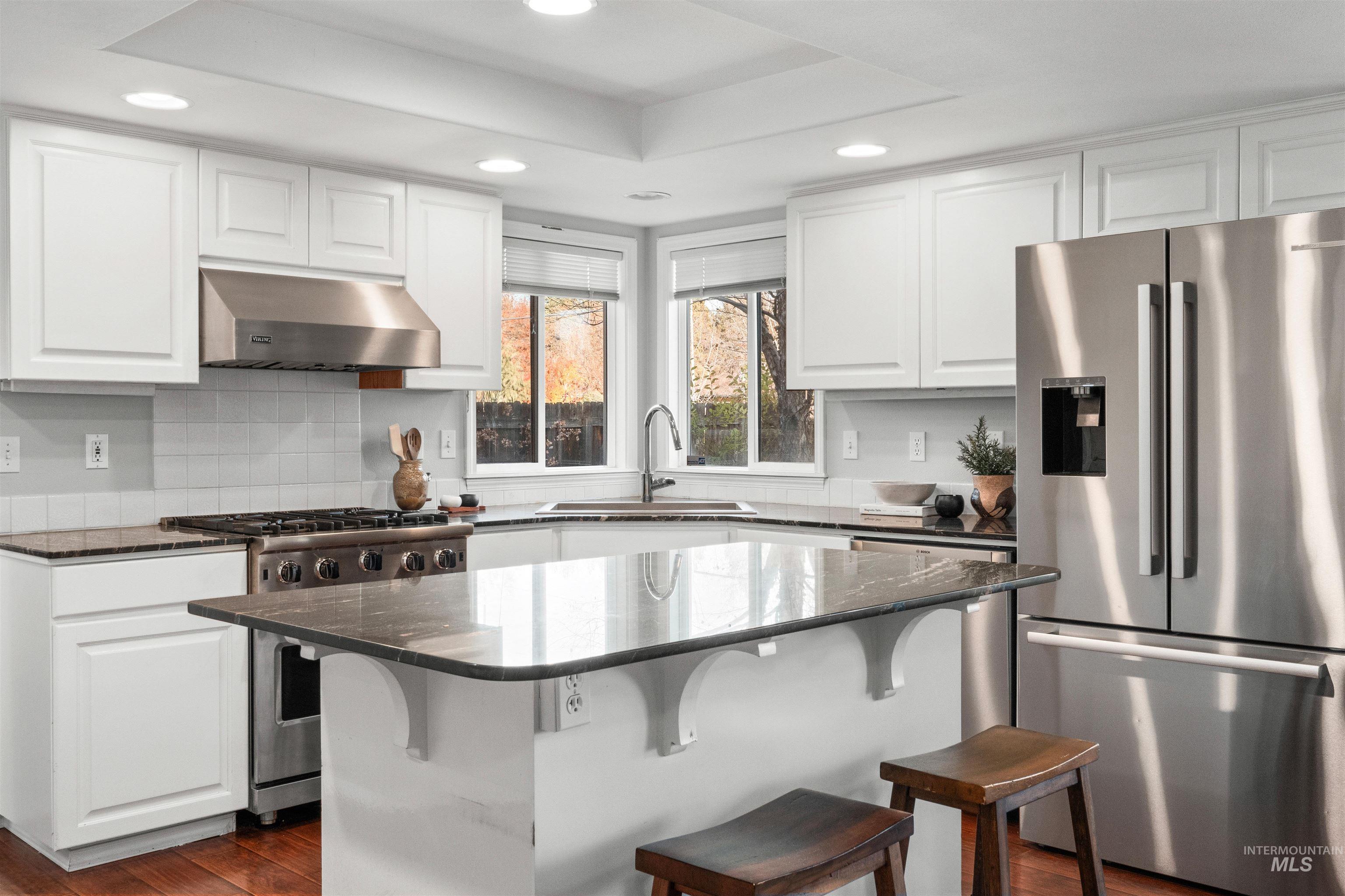 1118 N Snead Ave, Eagle, Idaho 83616, 4 Bedrooms, 3 Bathrooms, Residential For Sale, Price $614,900,MLS 98969390