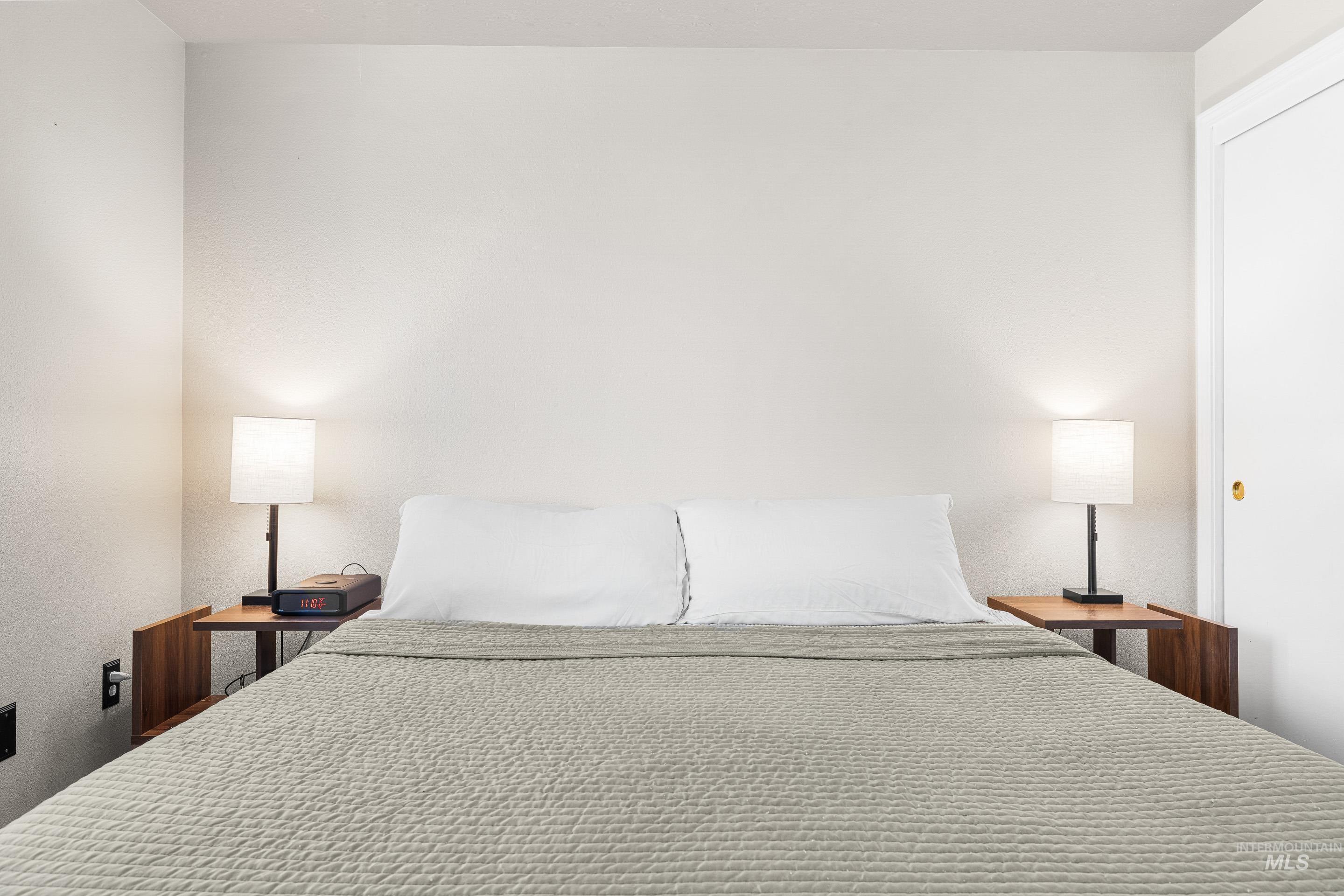 4735 S Rawhide Ave, Boise, Idaho 83709, 3 Bedrooms, 2 Bathrooms, Residential For Sale, Price $364,900,MLS 98969391