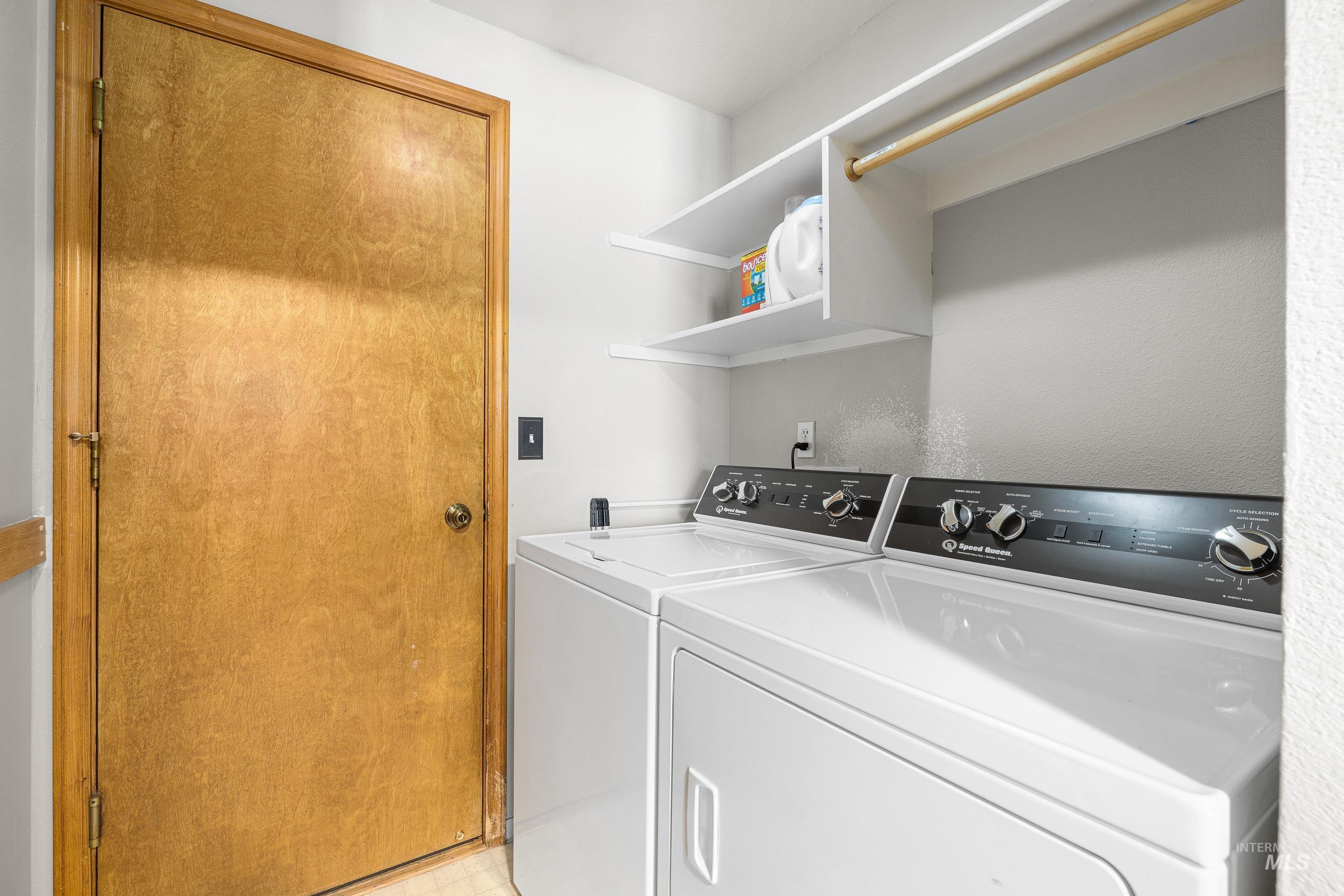 4735 S Rawhide Ave, Boise, Idaho 83709, 3 Bedrooms, 2 Bathrooms, Residential For Sale, Price $364,900,MLS 98969391