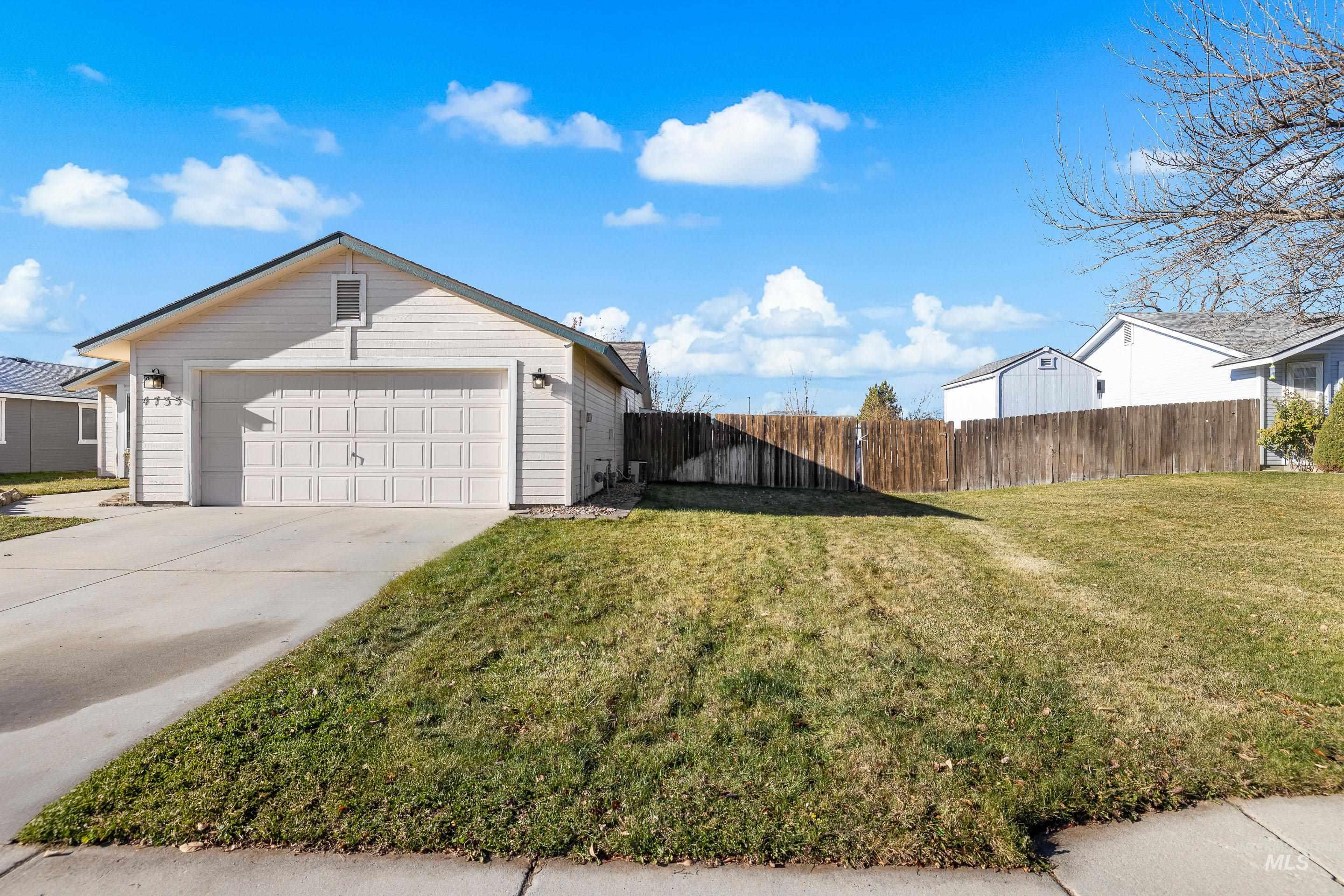 4735 S Rawhide Ave, Boise, Idaho 83709, 3 Bedrooms, 2 Bathrooms, Residential For Sale, Price $364,900,MLS 98969391