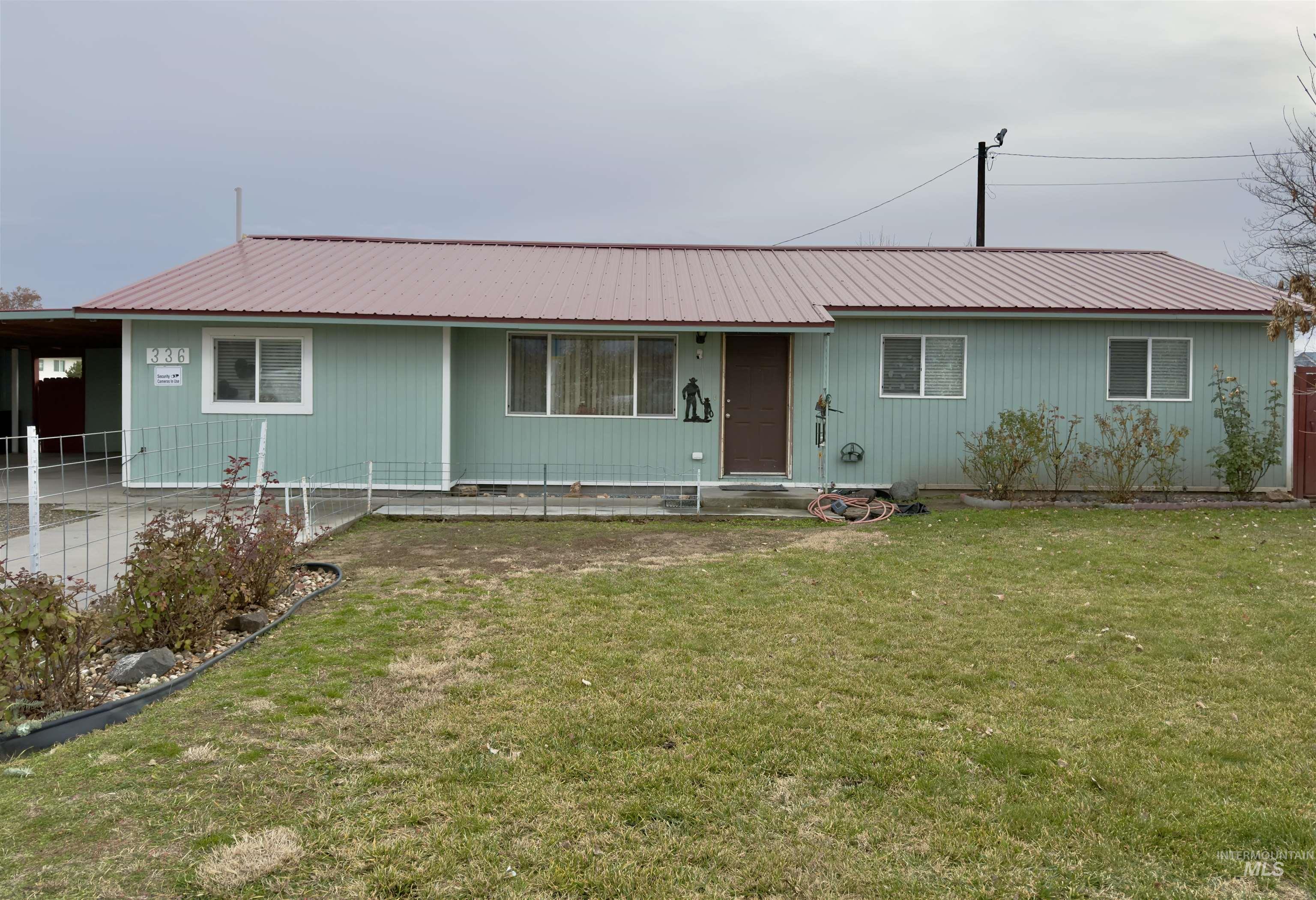 336 NW 11th Ave, Ontario, Oregon 97914, 4 Bedrooms, 2 Bathrooms, Residential For Sale, Price $299,000,MLS 98969395