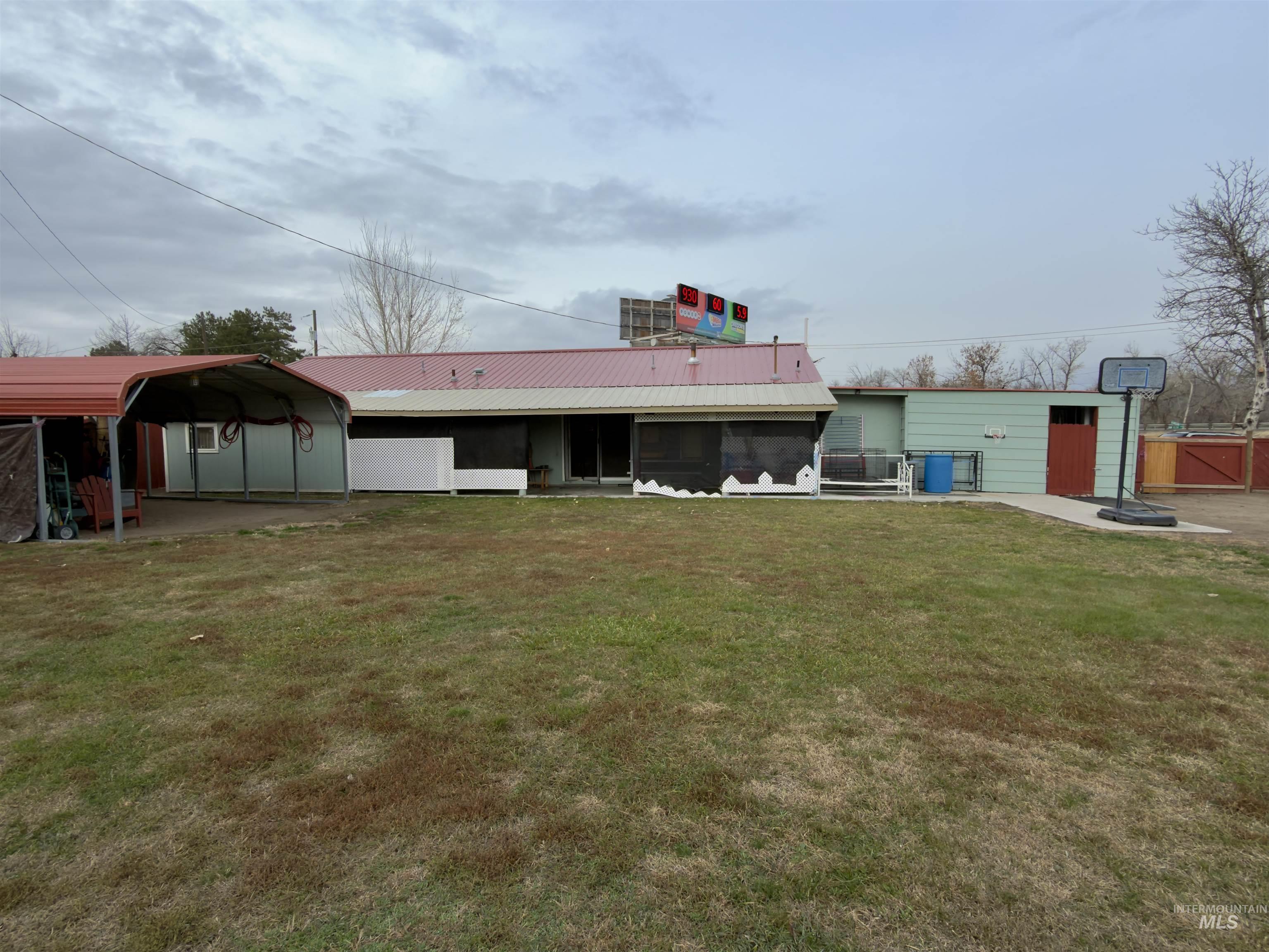 336 NW 11th Ave, Ontario, Oregon 97914, 4 Bedrooms, 2 Bathrooms, Residential For Sale, Price $299,000,MLS 98969395