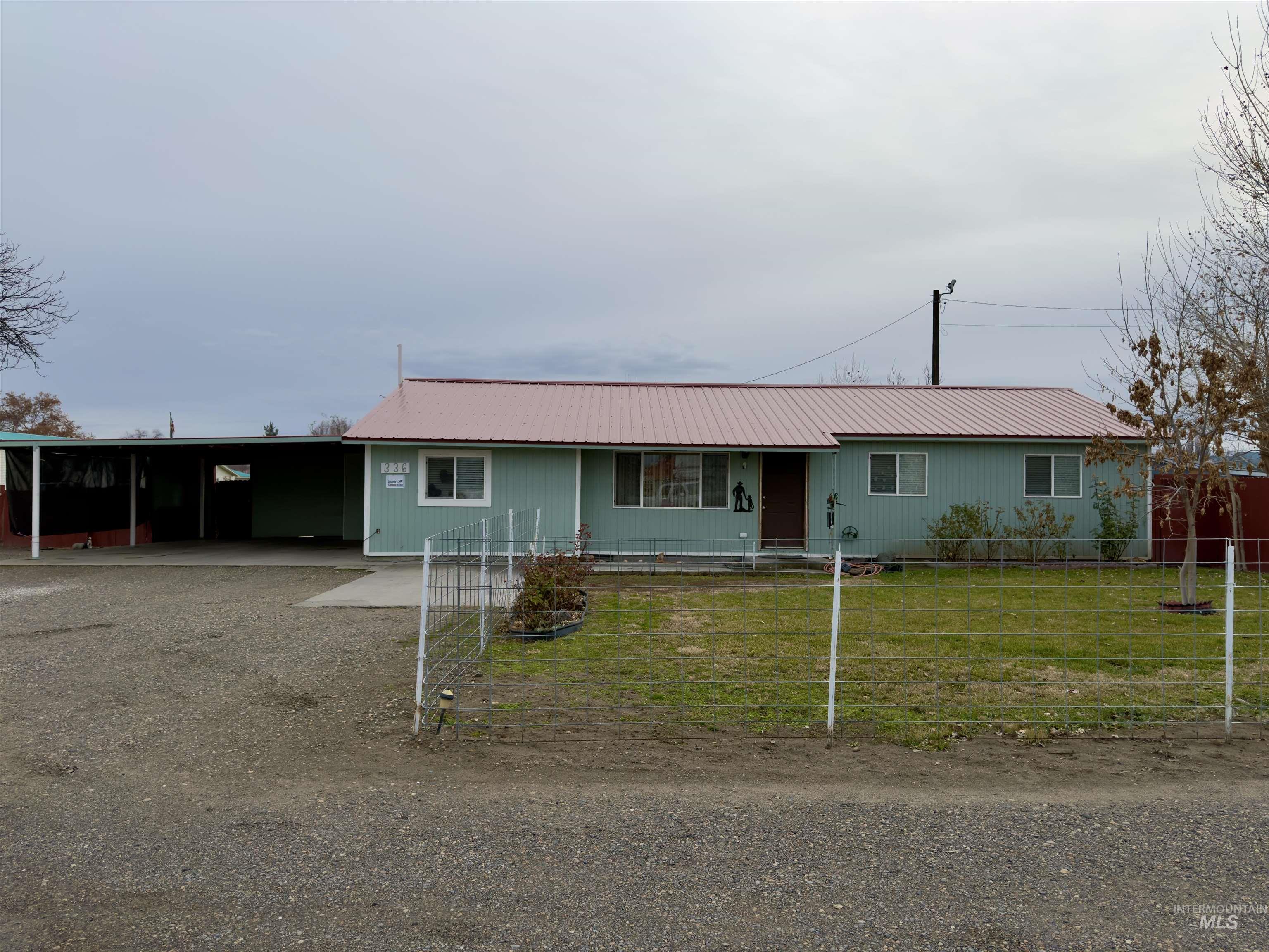 336 NW 11th Ave, Ontario, Oregon 97914, 4 Bedrooms, 2 Bathrooms, Residential For Sale, Price $299,000,MLS 98969395