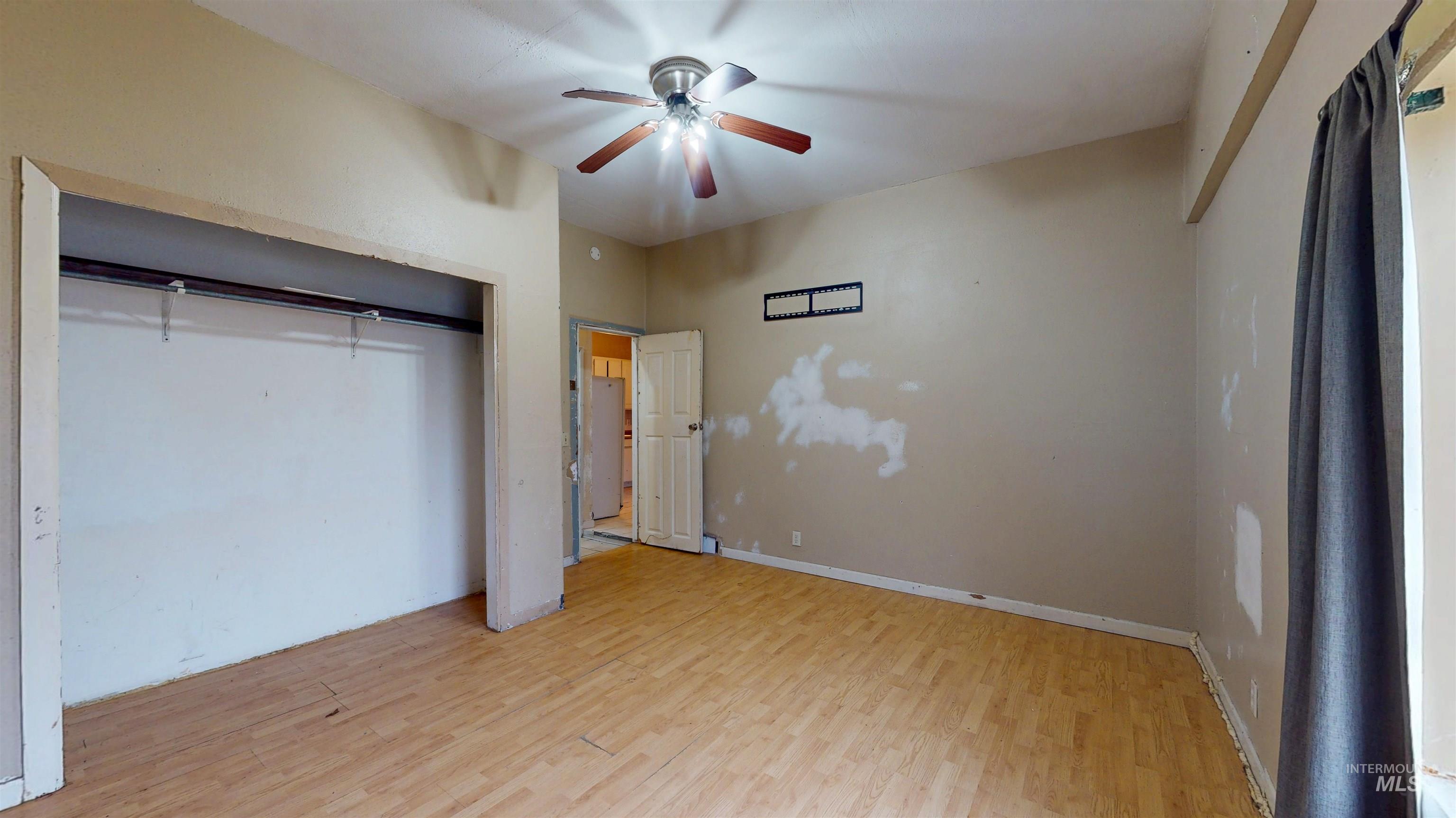 1410 S St, Heyburn, Idaho 83336, 3 Bedrooms, 1 Bathroom, Residential For Sale, Price $210,000,MLS 98969397