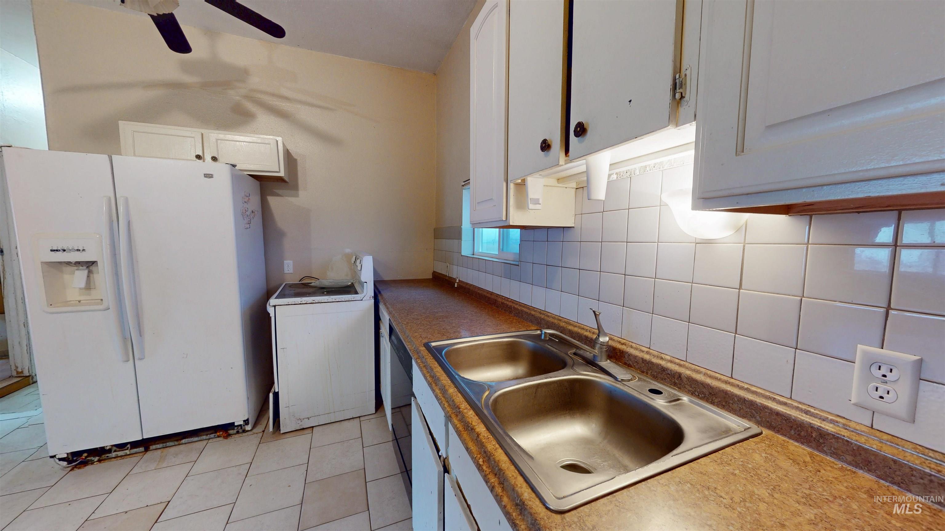 1410 S St, Heyburn, Idaho 83336, 3 Bedrooms, 1 Bathroom, Residential For Sale, Price $210,000,MLS 98969397