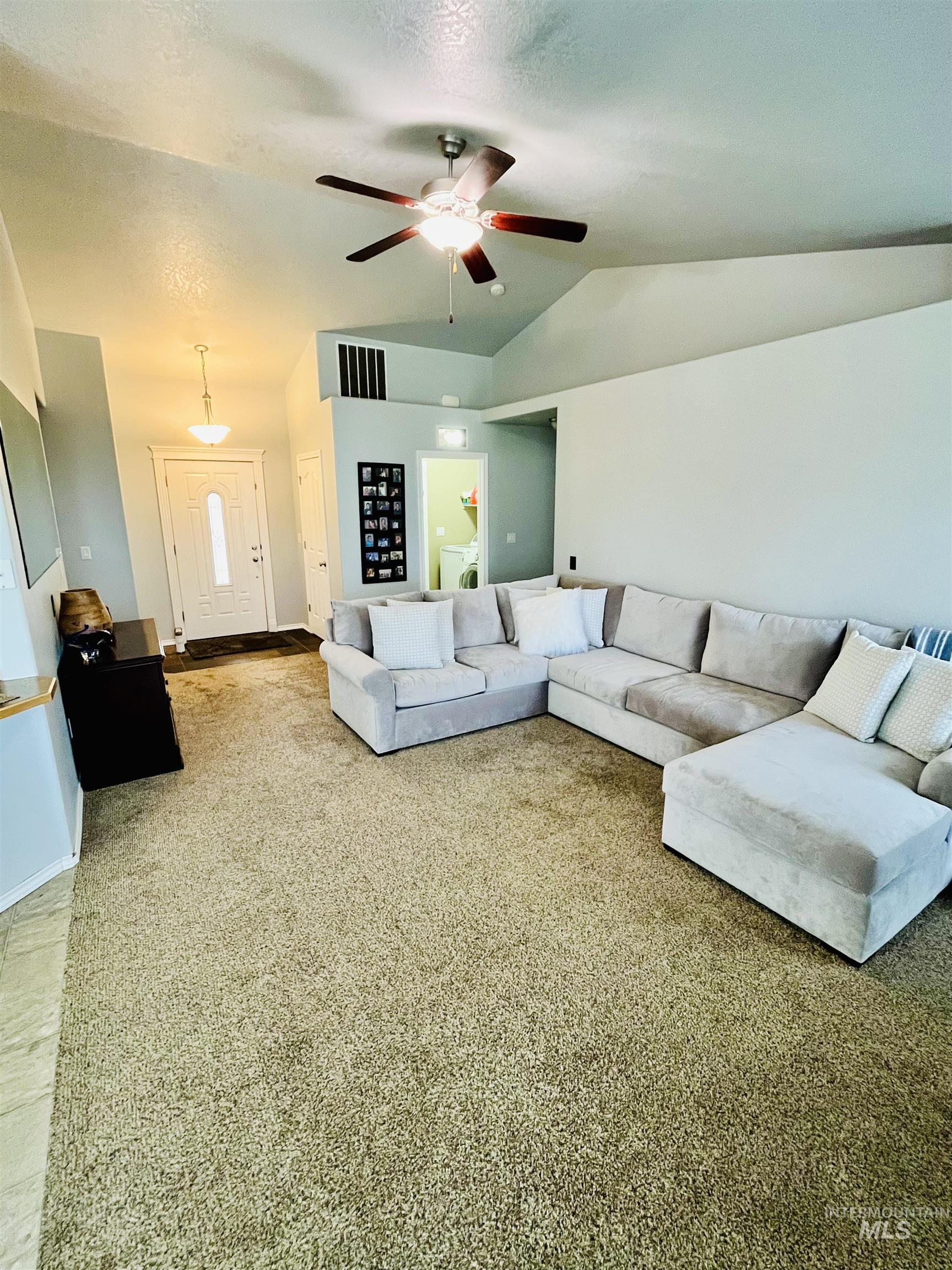 11366 W Cathedral St, Nampa, Idaho 83651, 3 Bedrooms, 2 Bathrooms, Residential For Sale, Price $375,000,MLS 98969400