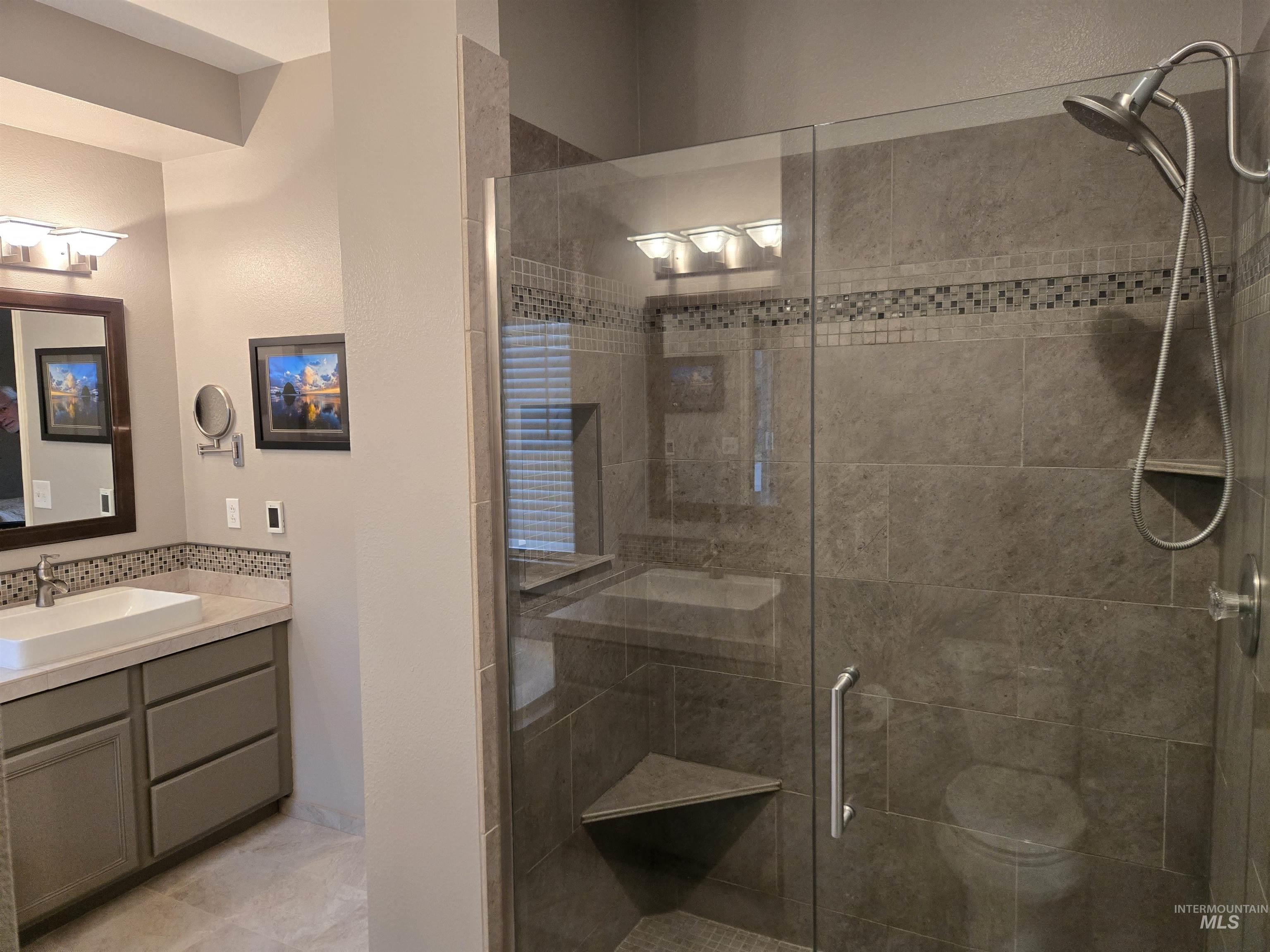 9868 W Geronimo Street, Boise, Idaho 83709, 4 Bedrooms, 2 Bathrooms, Residential For Sale, Price $540,000,MLS 98969402