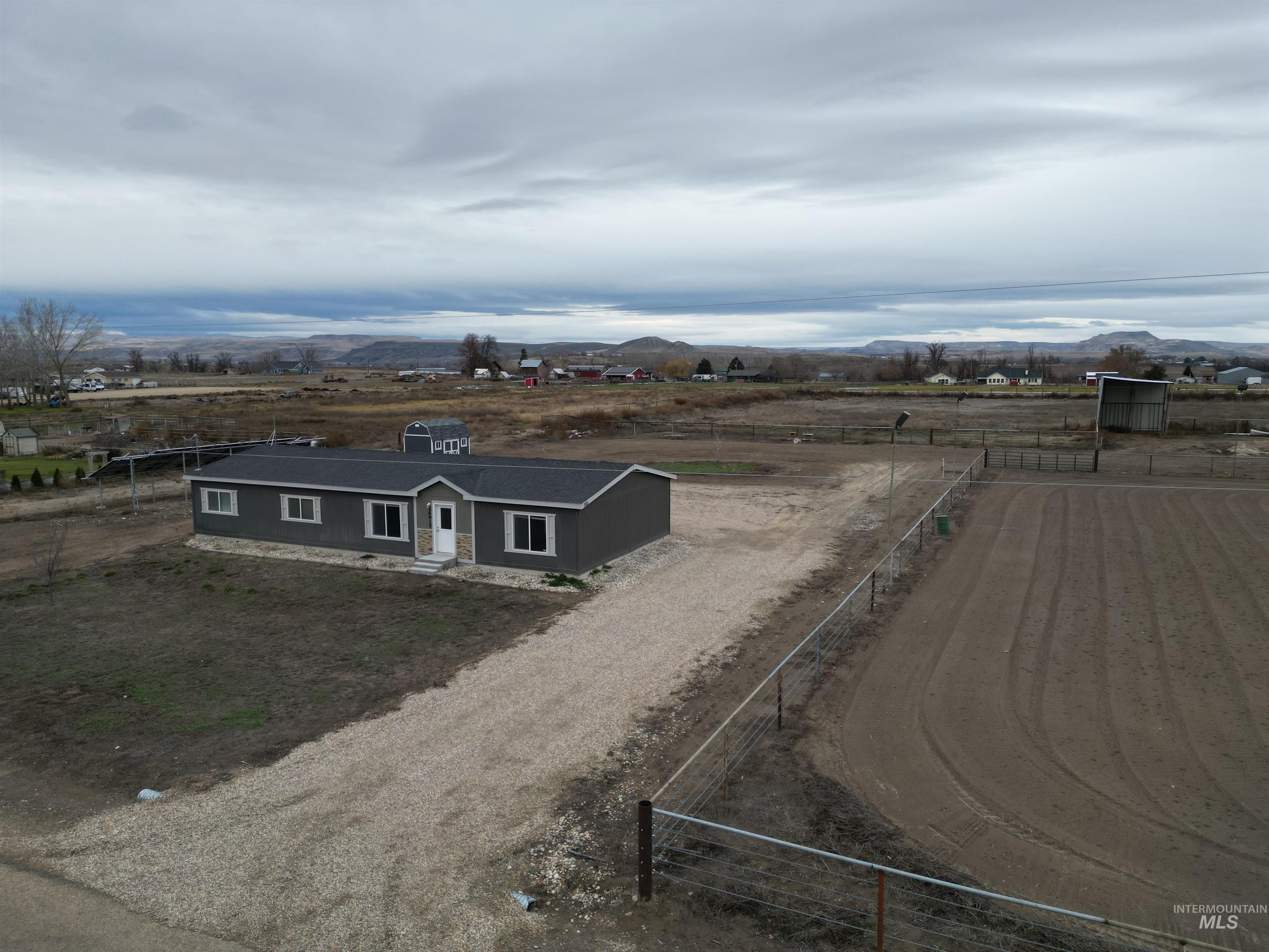 26915 Chips Lane, Parma, Idaho 83660, 3 Bedrooms, 2 Bathrooms, Residential For Sale, Price $580,000,MLS 98969403