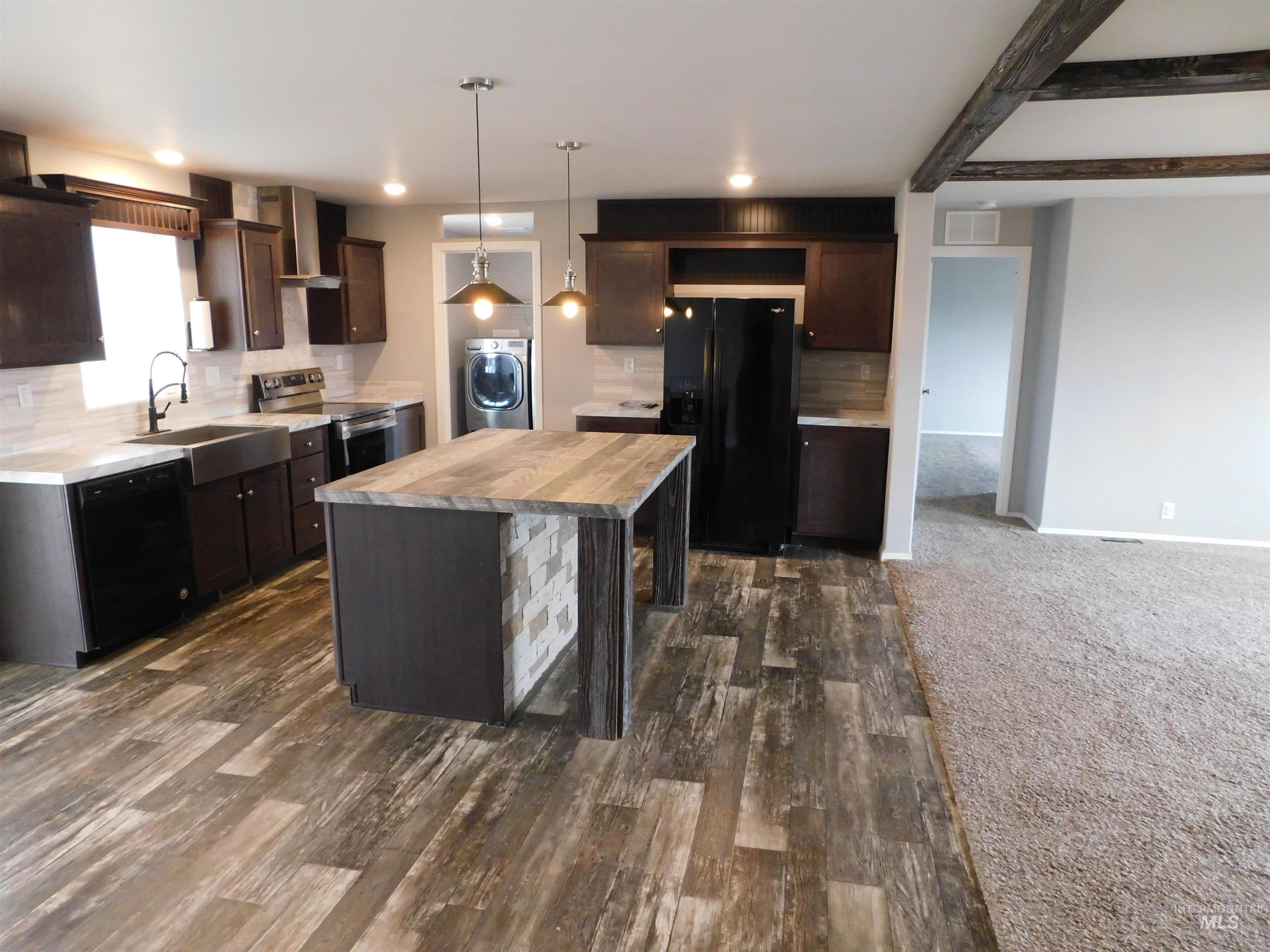 26915 Chips Lane, Parma, Idaho 83660, 3 Bedrooms, 2 Bathrooms, Residential For Sale, Price $580,000,MLS 98969403