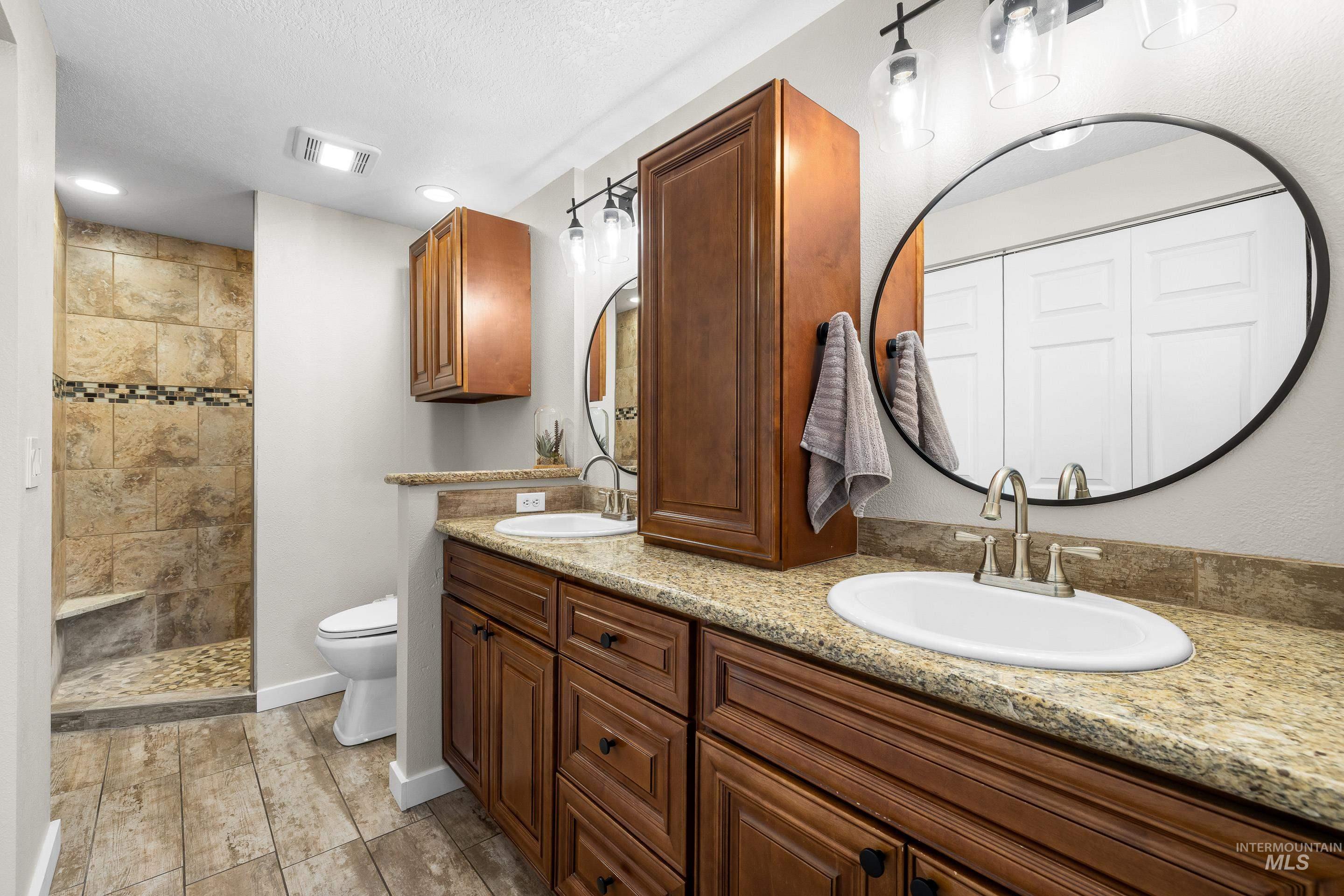 621 W Broadway Ave, Meridian, Idaho 83642, 4 Bedrooms, 3 Bathrooms, Residential For Sale, Price $550,000,MLS 98969406