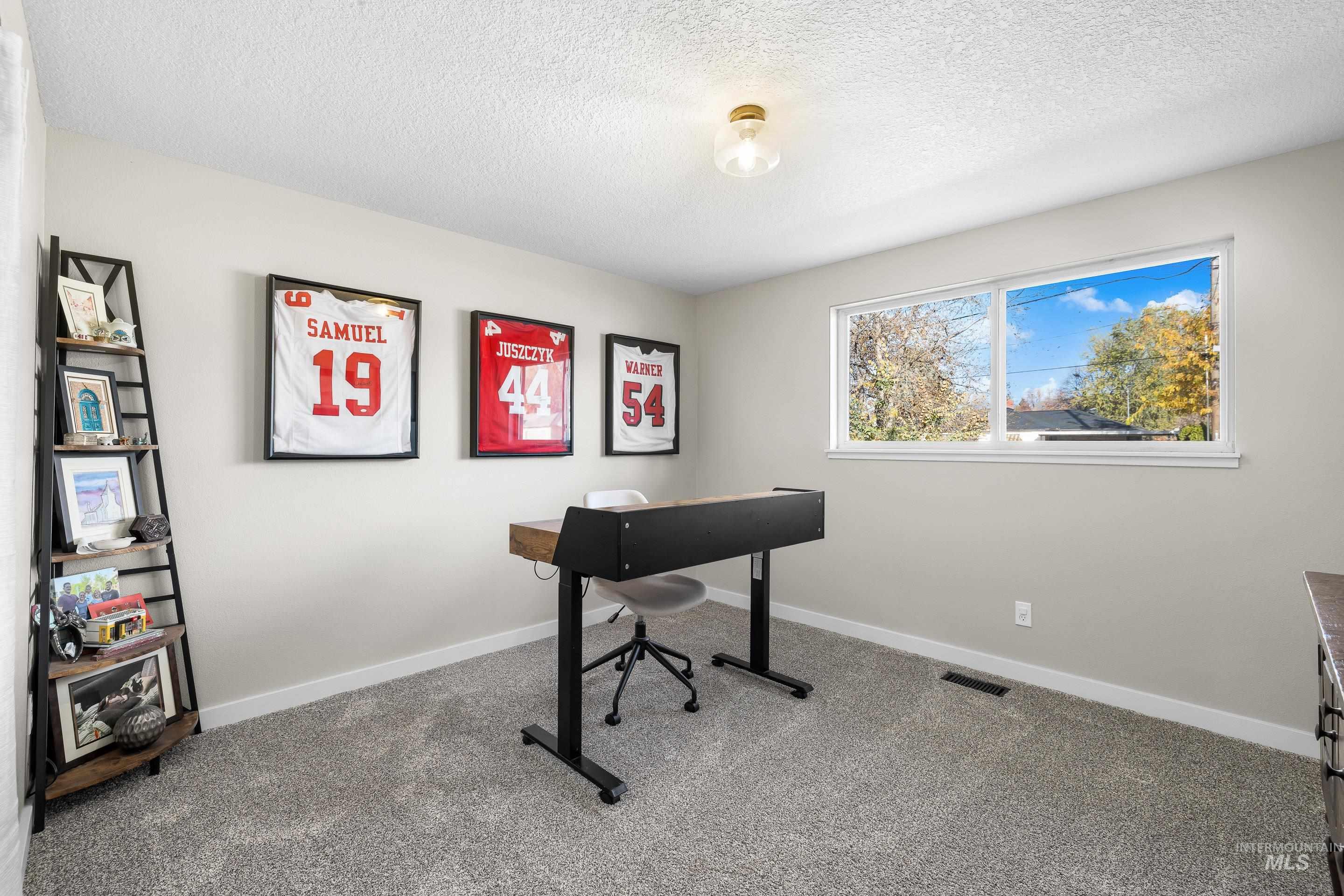 621 W Broadway Ave, Meridian, Idaho 83642, 4 Bedrooms, 3 Bathrooms, Residential For Sale, Price $550,000,MLS 98969406