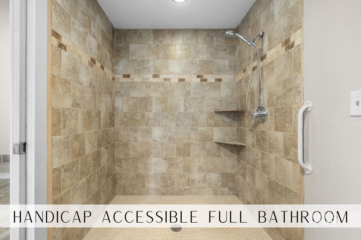 621 W Broadway Ave, Meridian, Idaho 83642, 4 Bedrooms, 3 Bathrooms, Residential For Sale, Price $550,000,MLS 98969406