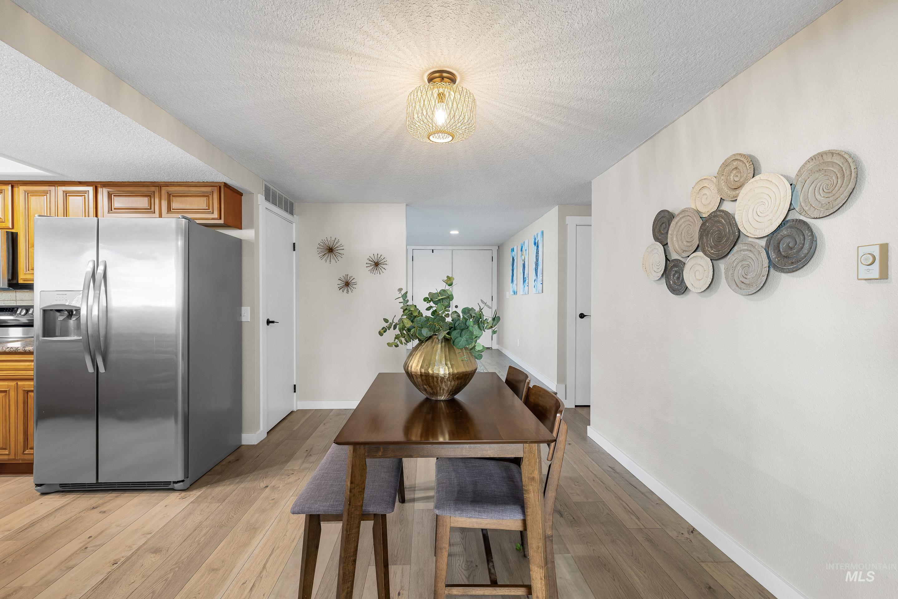 621 W Broadway Ave, Meridian, Idaho 83642, 4 Bedrooms, 3 Bathrooms, Residential For Sale, Price $550,000,MLS 98969406