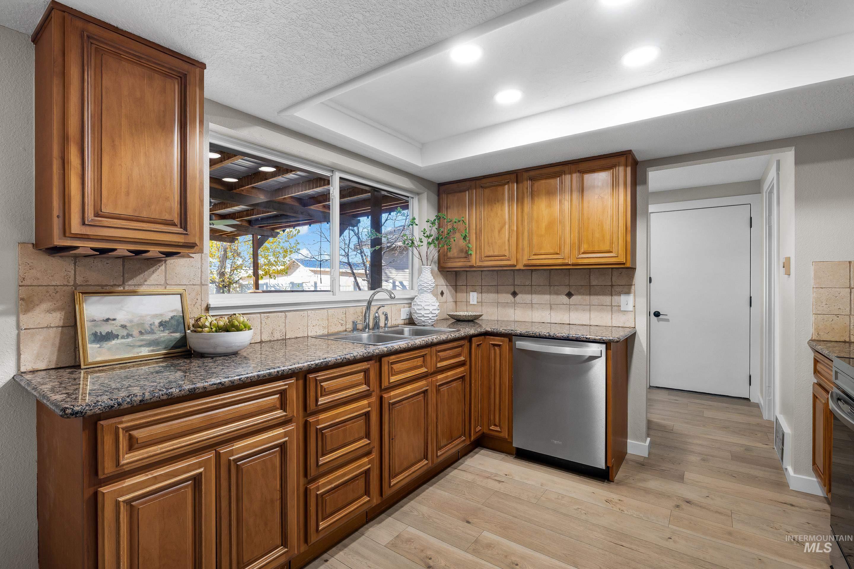 621 W Broadway Ave, Meridian, Idaho 83642, 4 Bedrooms, 3 Bathrooms, Residential For Sale, Price $550,000,MLS 98969406