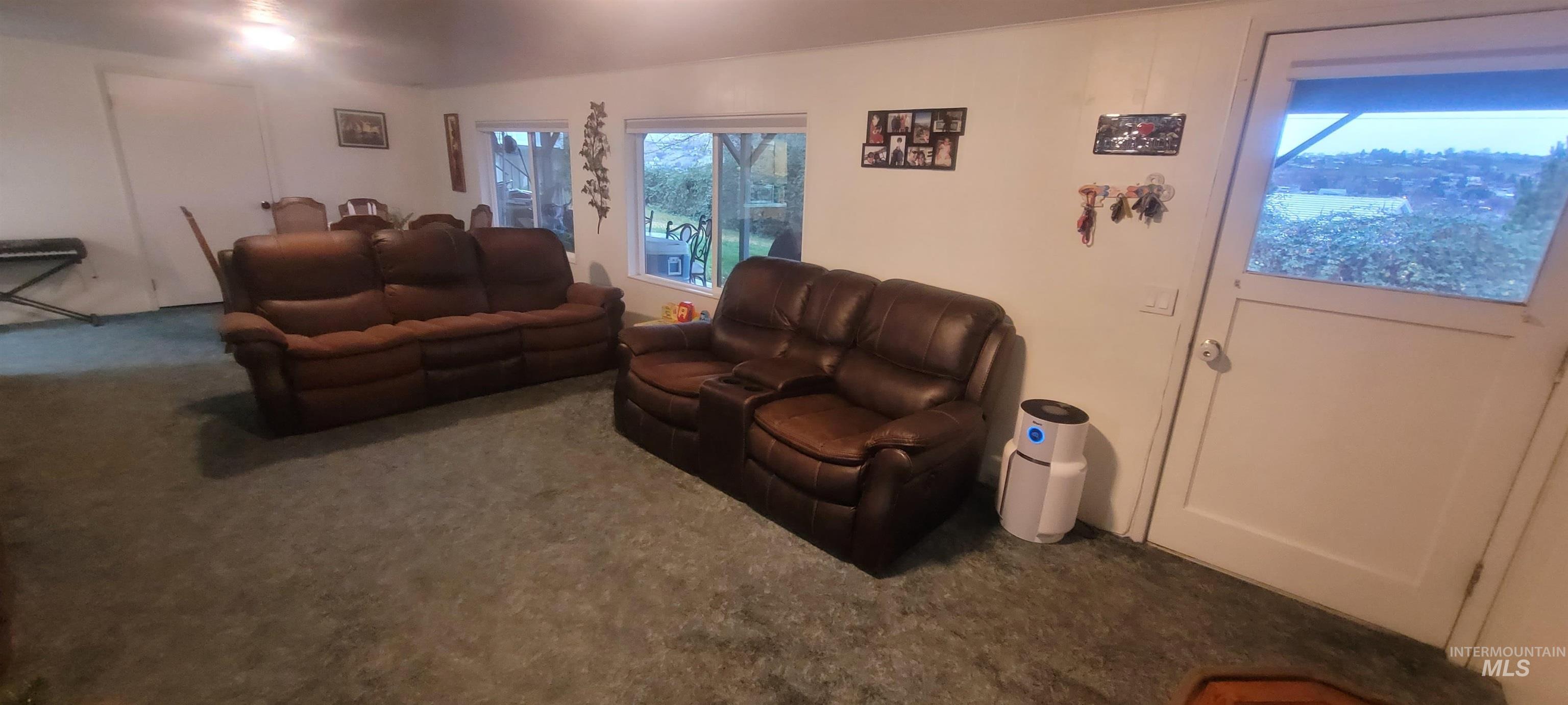 3214 Meadowlark Drive, Lewiston, Idaho 83501, 5 Bedrooms, 3 Bathrooms, Residential For Sale, Price $489,000,MLS 98969408