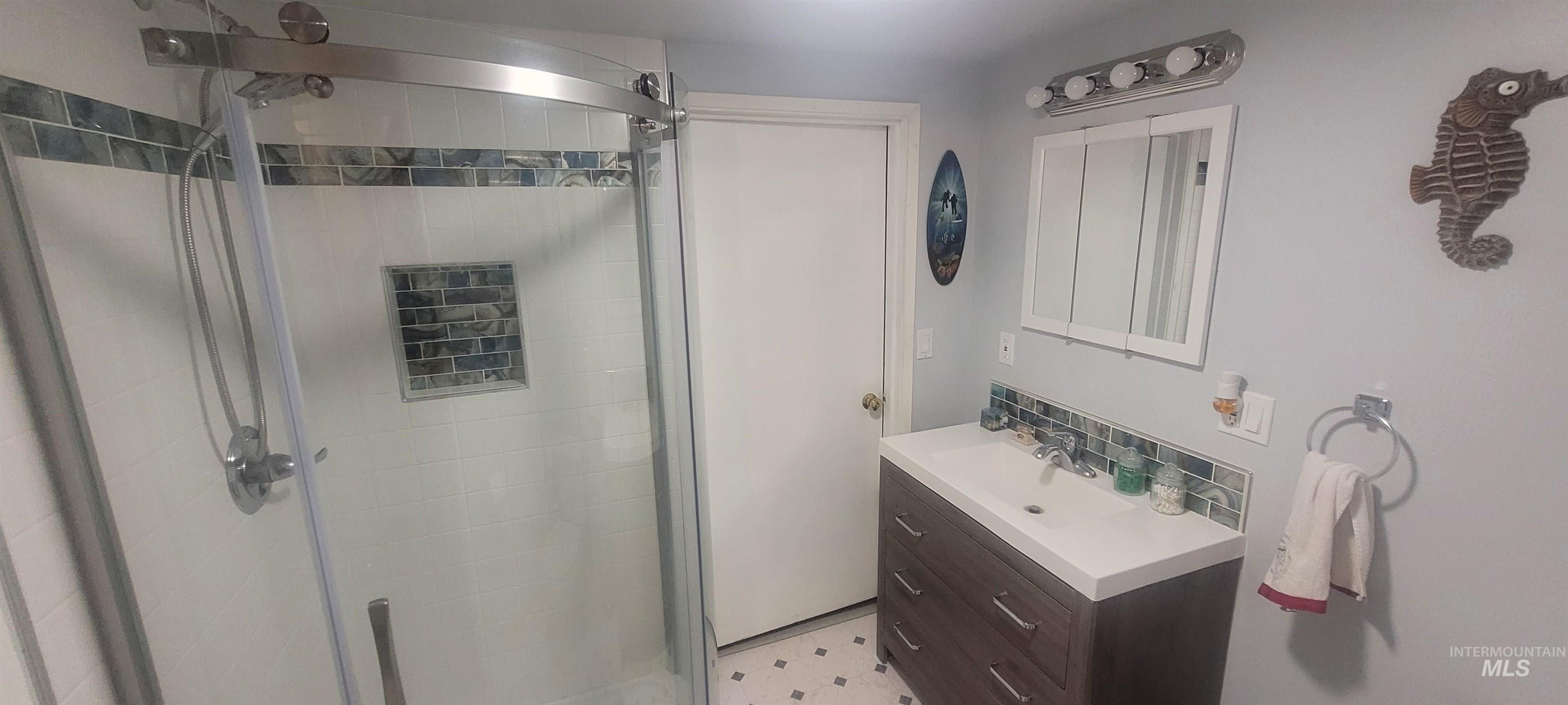 3214 Meadowlark Drive, Lewiston, Idaho 83501, 5 Bedrooms, 3 Bathrooms, Residential For Sale, Price $489,000,MLS 98969408