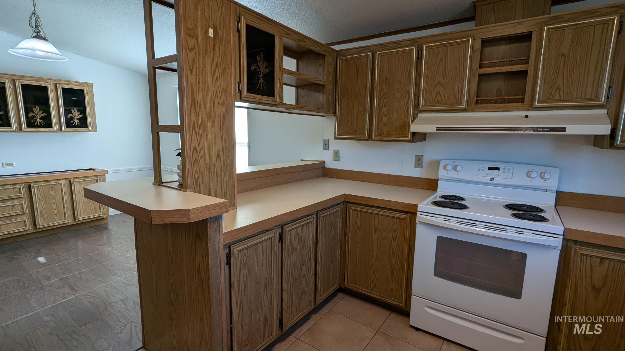 692 NW 15th St, Meridian, Idaho 83642, 3 Bedrooms, 2 Bathrooms, Residential For Sale, Price $270,000,MLS 98969411