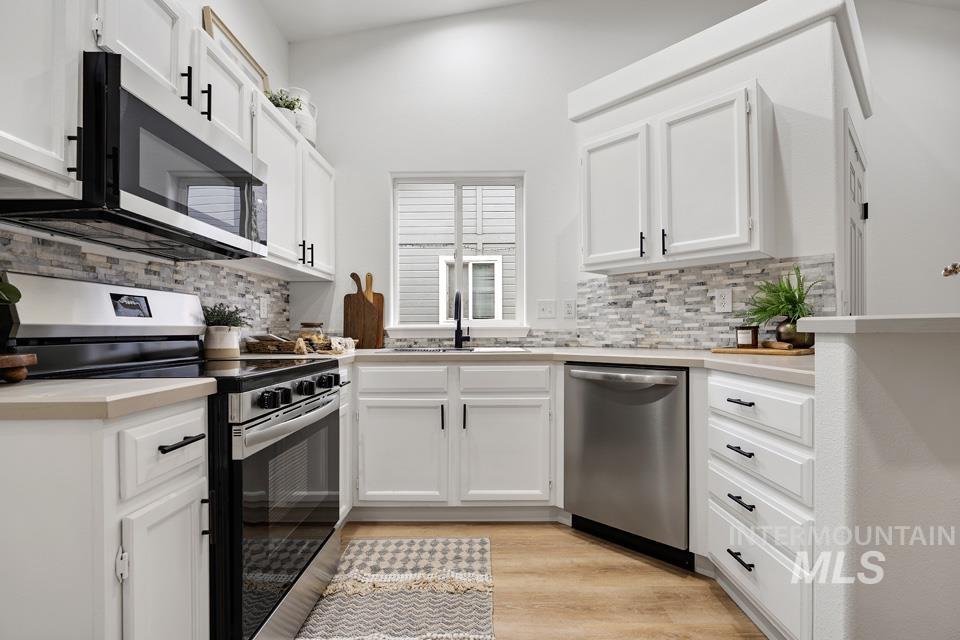 1026 E Hawaii, Nampa, Idaho 83686, 2 Bedrooms, 2 Bathrooms, Residential For Sale, Price $314,950,MLS 98969414