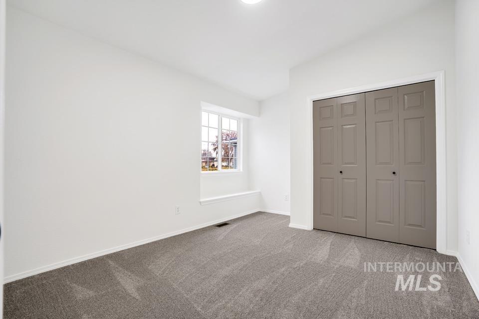 1026 E Hawaii, Nampa, Idaho 83686, 2 Bedrooms, 2 Bathrooms, Residential For Sale, Price $314,950,MLS 98969414