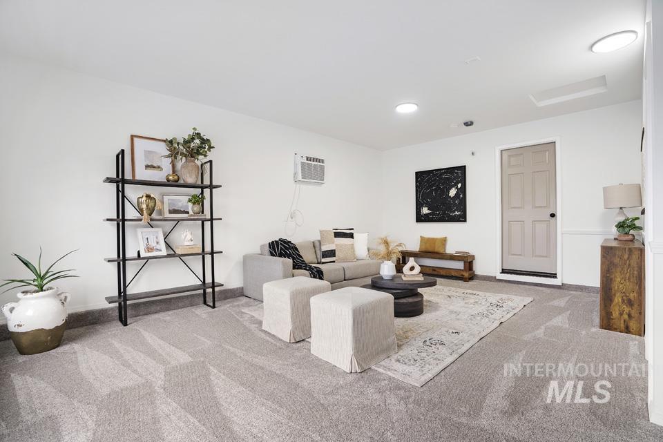 1026 E Hawaii, Nampa, Idaho 83686, 2 Bedrooms, 2 Bathrooms, Residential For Sale, Price $314,950,MLS 98969414