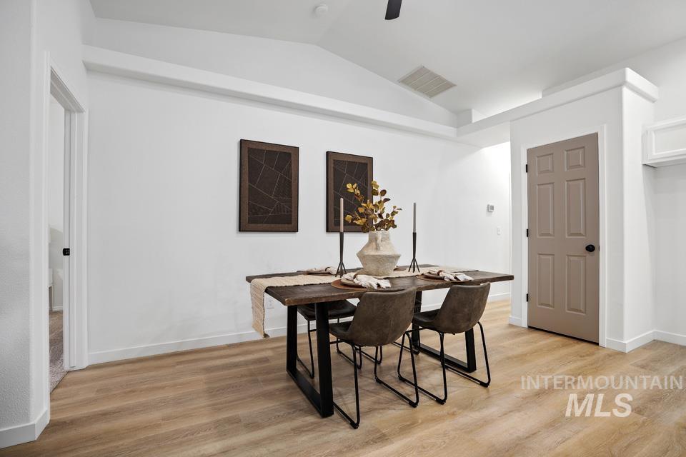 1026 E Hawaii, Nampa, Idaho 83686, 2 Bedrooms, 2 Bathrooms, Residential For Sale, Price $314,950,MLS 98969414