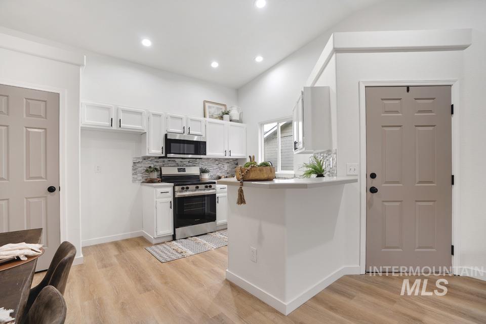 1026 E Hawaii, Nampa, Idaho 83686, 2 Bedrooms, 2 Bathrooms, Residential For Sale, Price $314,950,MLS 98969414