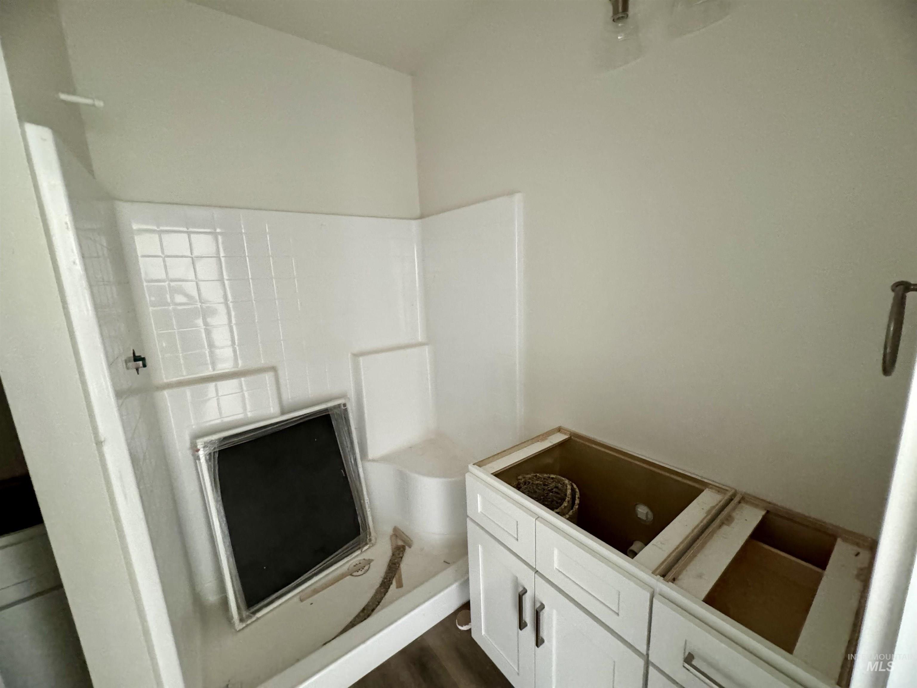 2018 Regan St, Jerome, Idaho 83338, 3 Bedrooms, 2 Bathrooms, Residential For Sale, Price $370,000,MLS 98969416