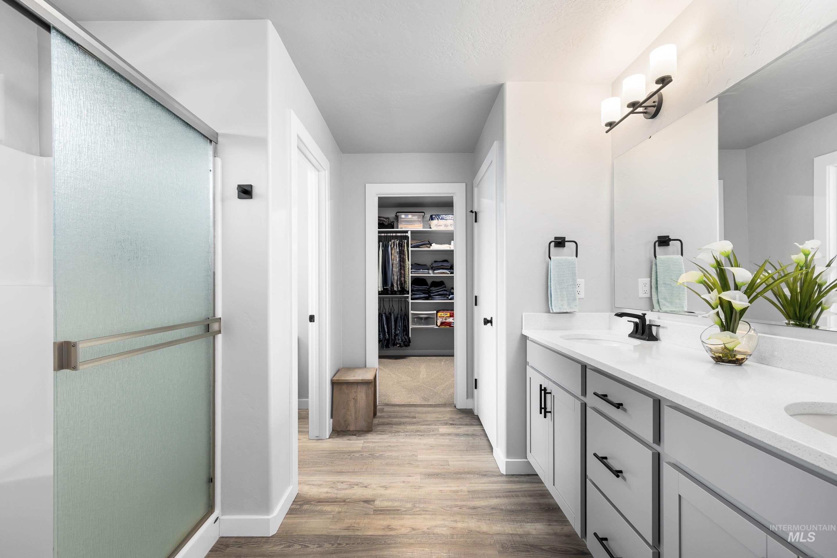 5598 W Old Ranch St, Eagle, Idaho 83714, 4 Bedrooms, 3 Bathrooms, Residential For Sale, Price $615,000,MLS 98969419