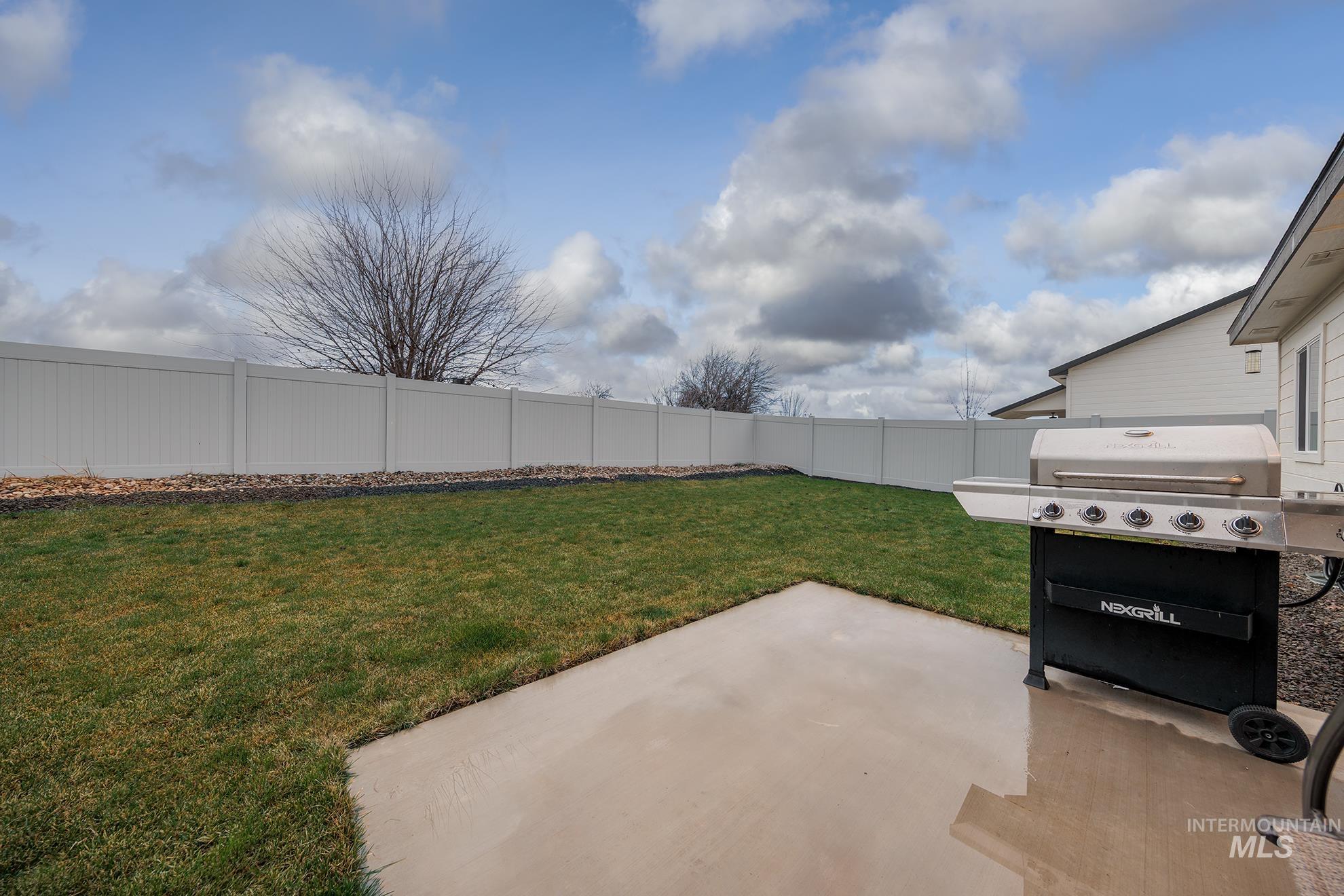 1600 Wagon Road, Weiser, Idaho 83672, 3 Bedrooms, 2 Bathrooms, Residential For Sale, Price $338,500,MLS 98969420