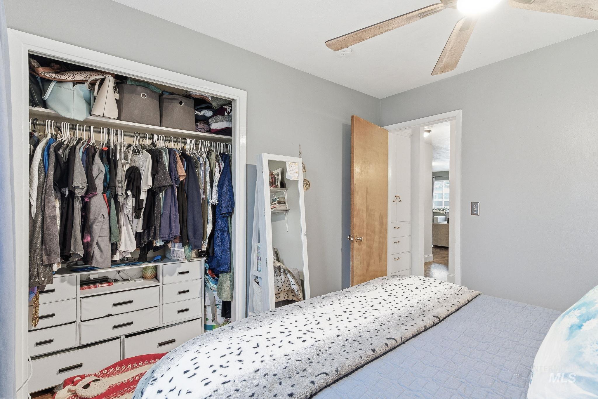 4426 W Clark Cir, Boise, Idaho 83705, 3 Bedrooms, 1.5 Bathrooms, Residential For Sale, Price $399,000,MLS 98969421