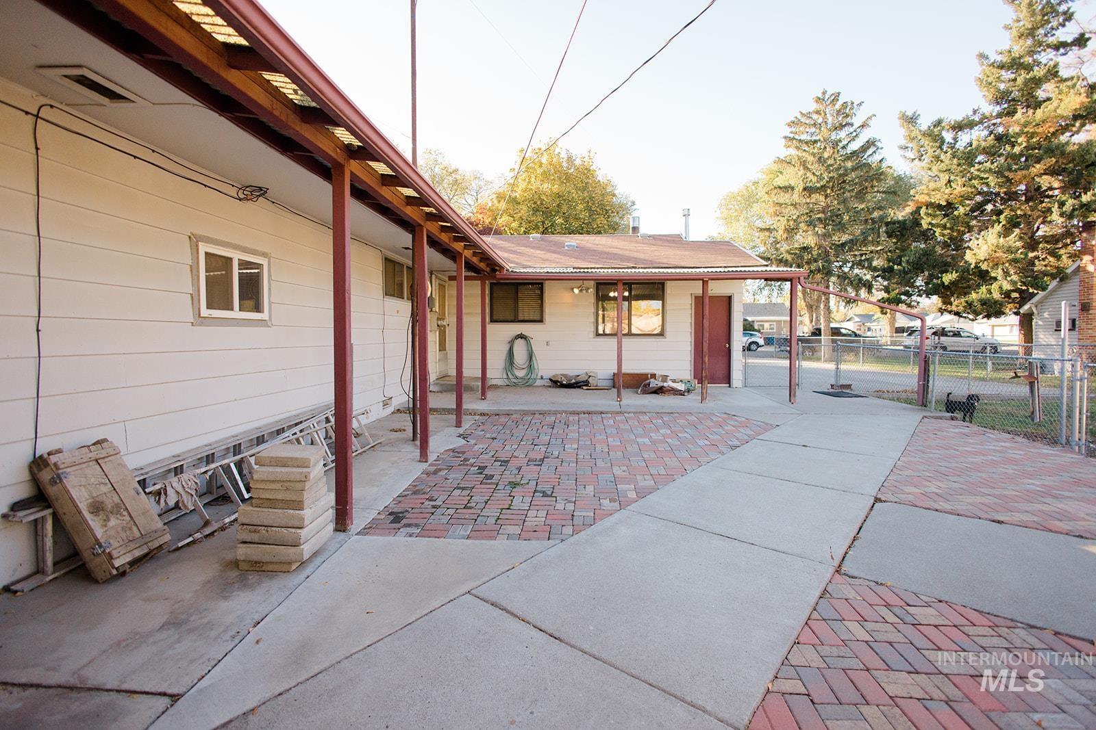 120 S 11th East, Mountain Home, Idaho 83647, 4 Bedrooms, 1.5 Bathrooms, Residential For Sale, Price $325,000,MLS 98969422