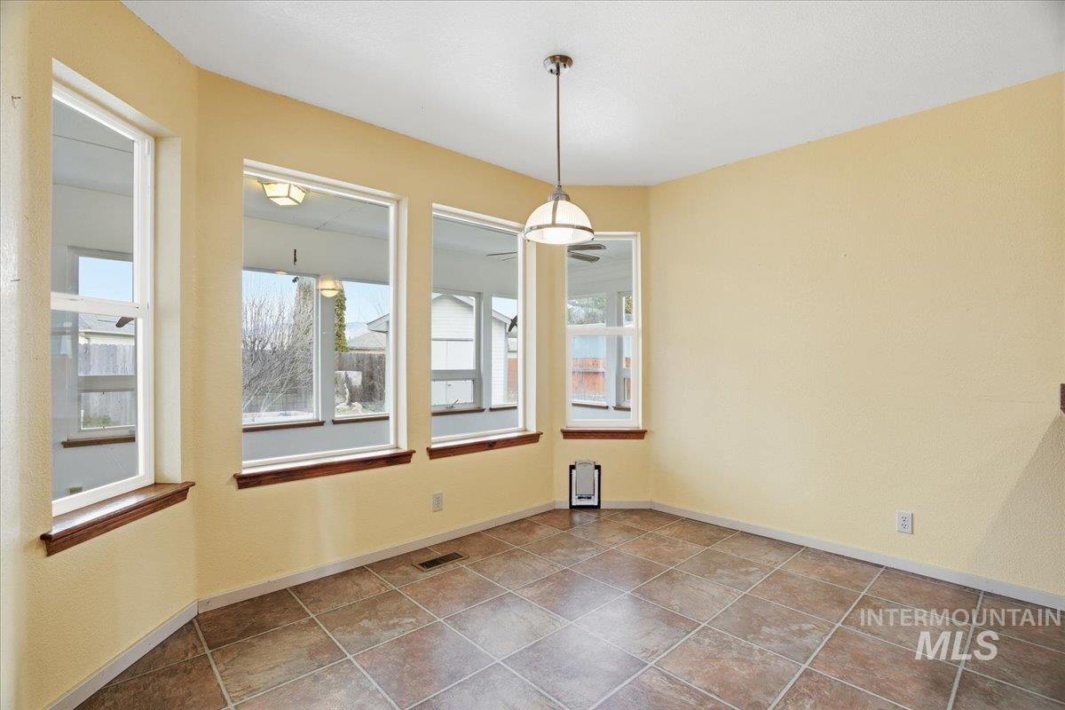 2488 E E Tiger Lily Dr, Boise, Idaho 83716, 3 Bedrooms, 2 Bathrooms, Residential For Sale, Price $499,900,MLS 98969424