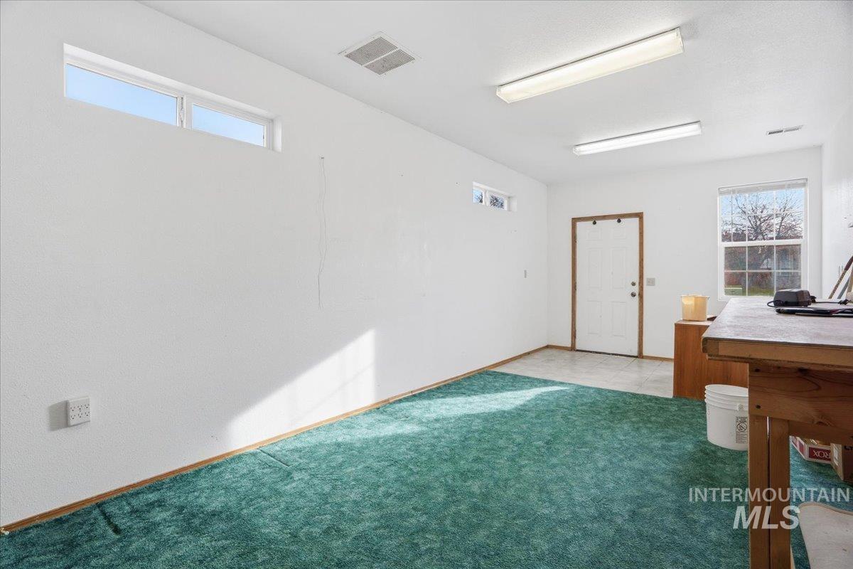 2488 E E Tiger Lily Dr, Boise, Idaho 83716, 3 Bedrooms, 2 Bathrooms, Residential For Sale, Price $499,900,MLS 98969424