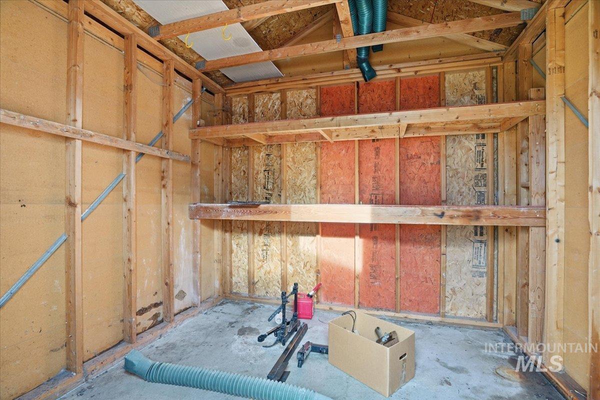 2488 E E Tiger Lily Dr, Boise, Idaho 83716, 3 Bedrooms, 2 Bathrooms, Residential For Sale, Price $499,900,MLS 98969424