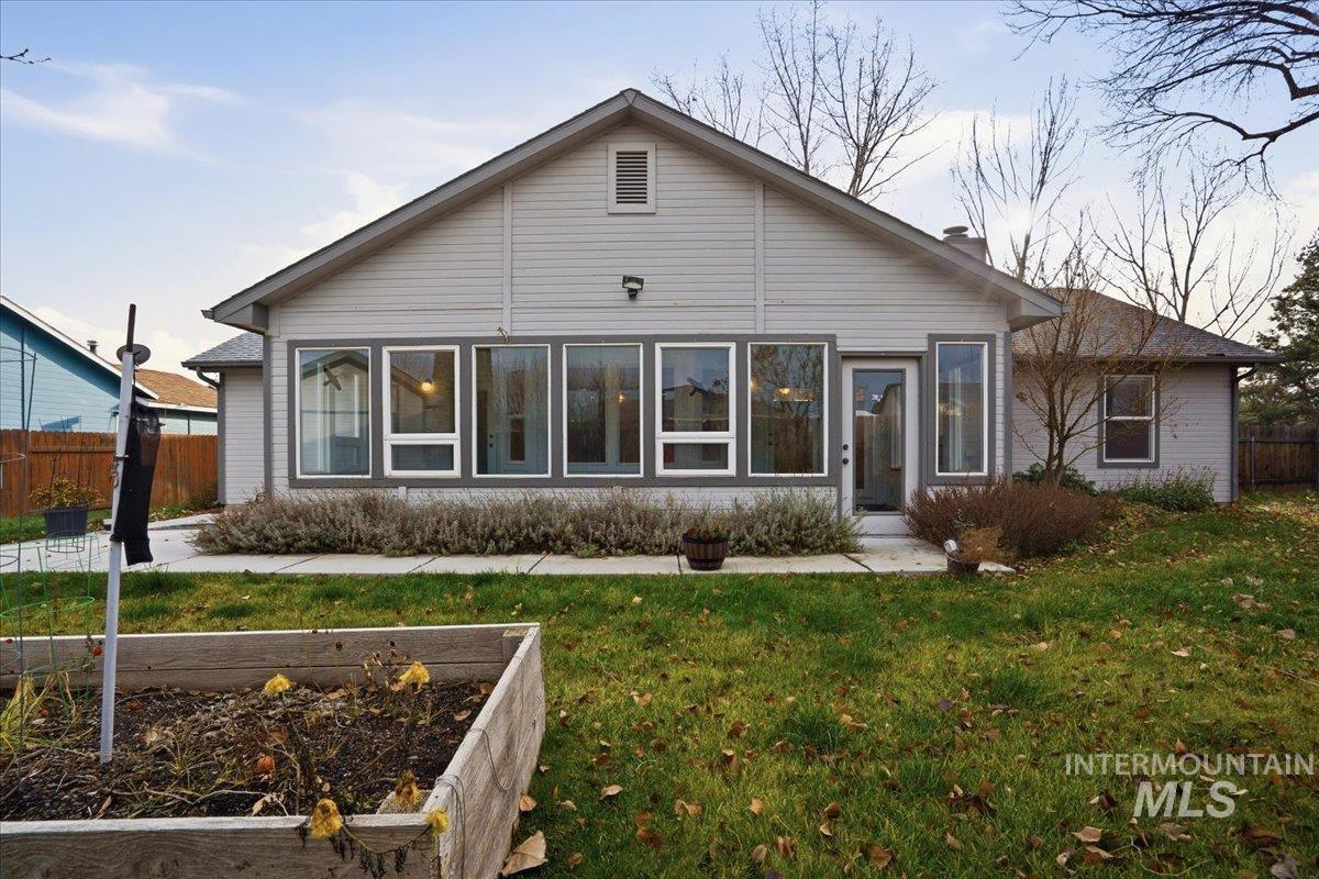 2488 E E Tiger Lily Dr, Boise, Idaho 83716, 3 Bedrooms, 2 Bathrooms, Residential For Sale, Price $499,900,MLS 98969424