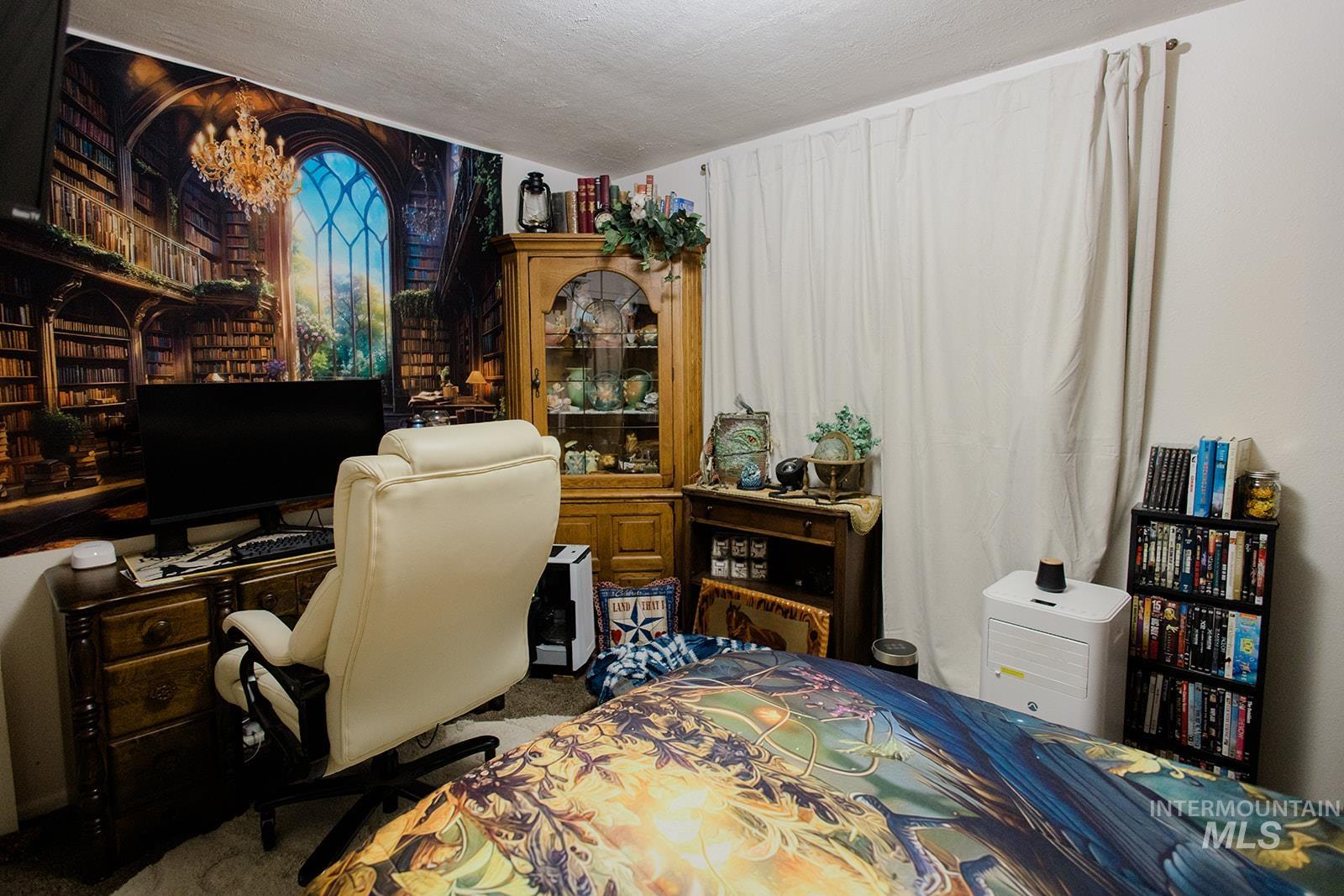 160 S 11th East, Mountain Home, Idaho 83647, 4 Bedrooms, 1 Bathroom, Residential For Sale, Price $265,000,MLS 98969425