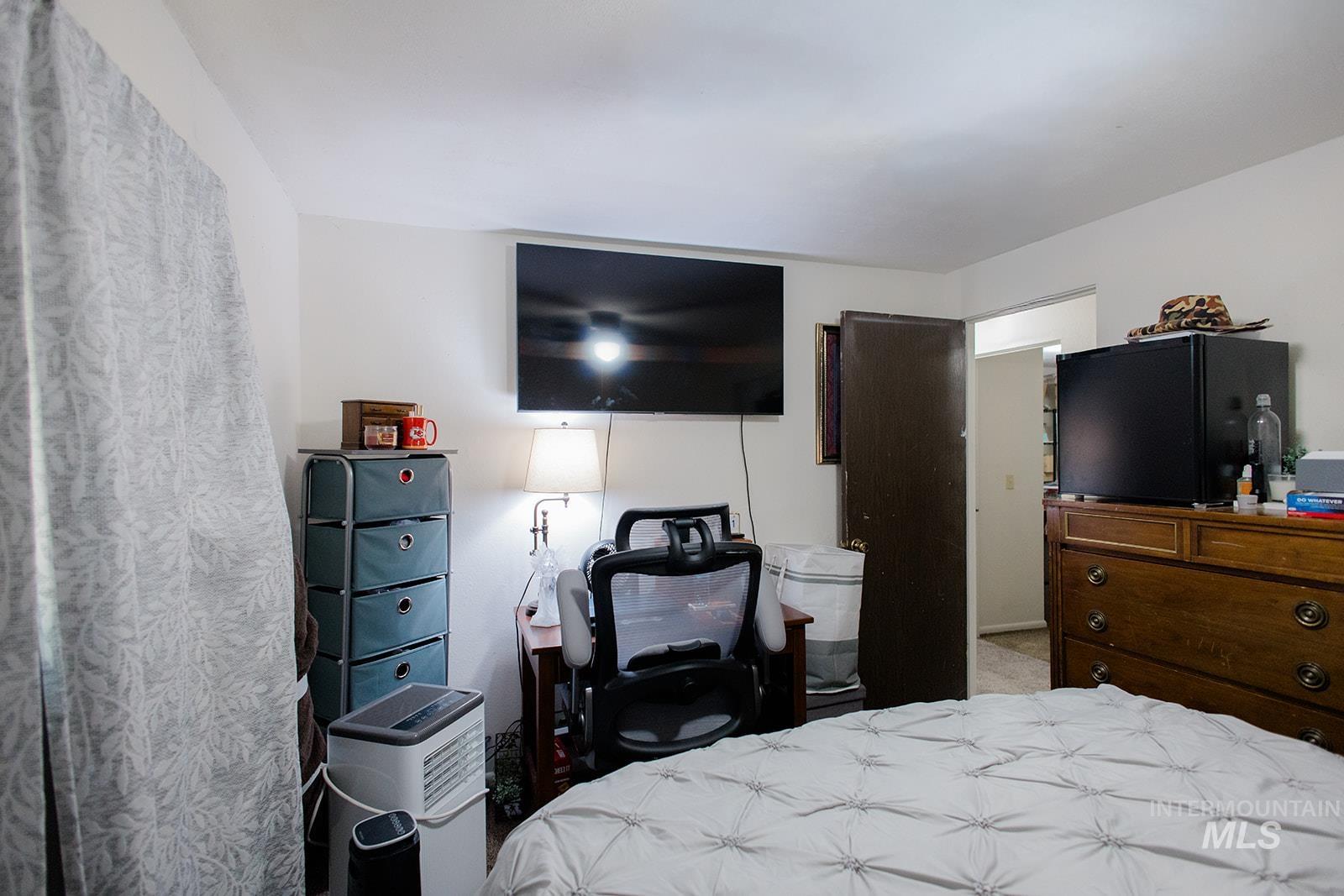 160 S 11th East, Mountain Home, Idaho 83647, 4 Bedrooms, 1 Bathroom, Residential For Sale, Price $265,000,MLS 98969425