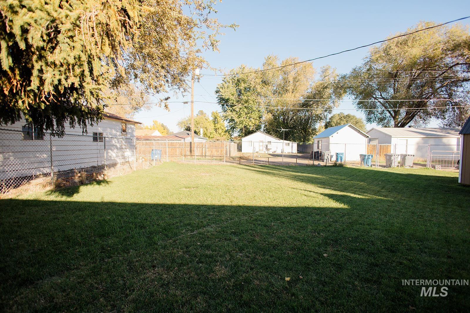 160 S 11th East, Mountain Home, Idaho 83647, 4 Bedrooms, 1 Bathroom, Residential For Sale, Price $265,000,MLS 98969425