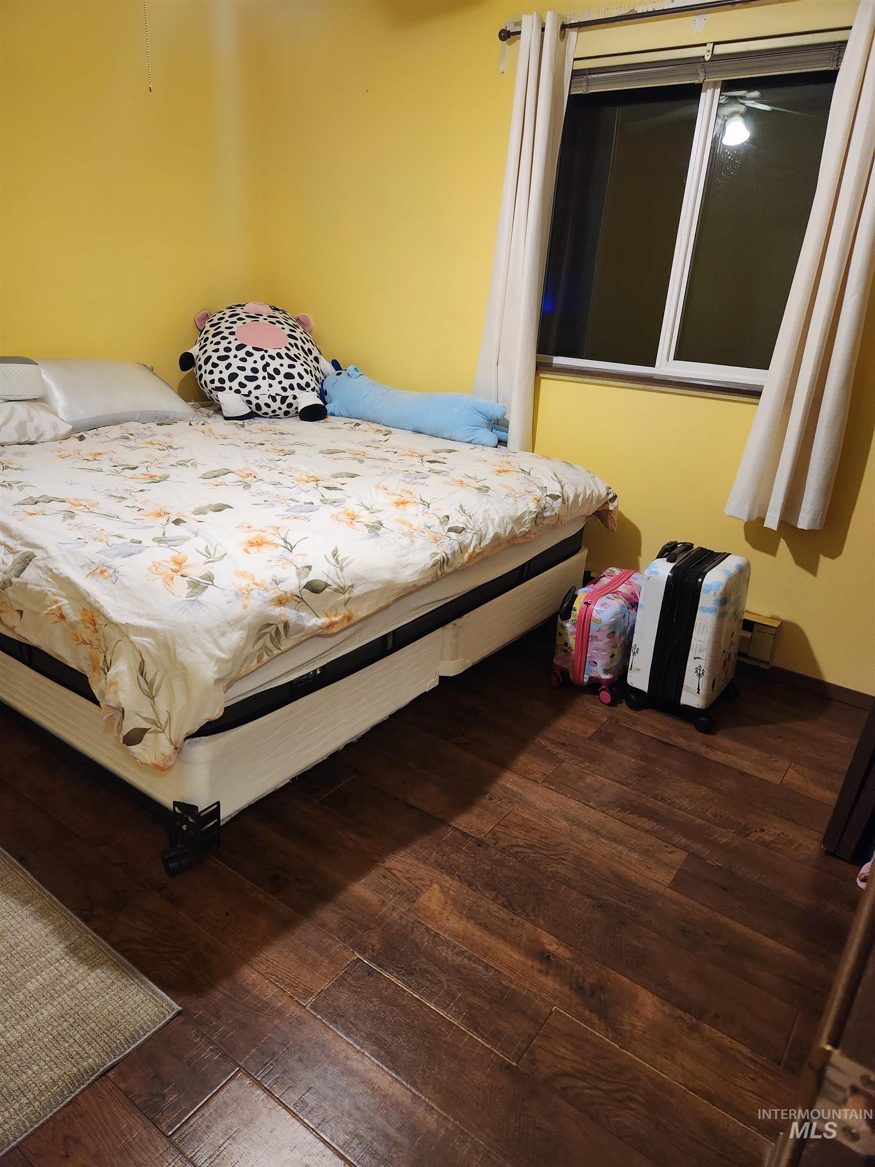 154 Avenida Del Rio W, Twin Falls, Idaho 83301, 3 Bedrooms, 2 Bathrooms, Residential For Sale, Price $295,000,MLS 98969427