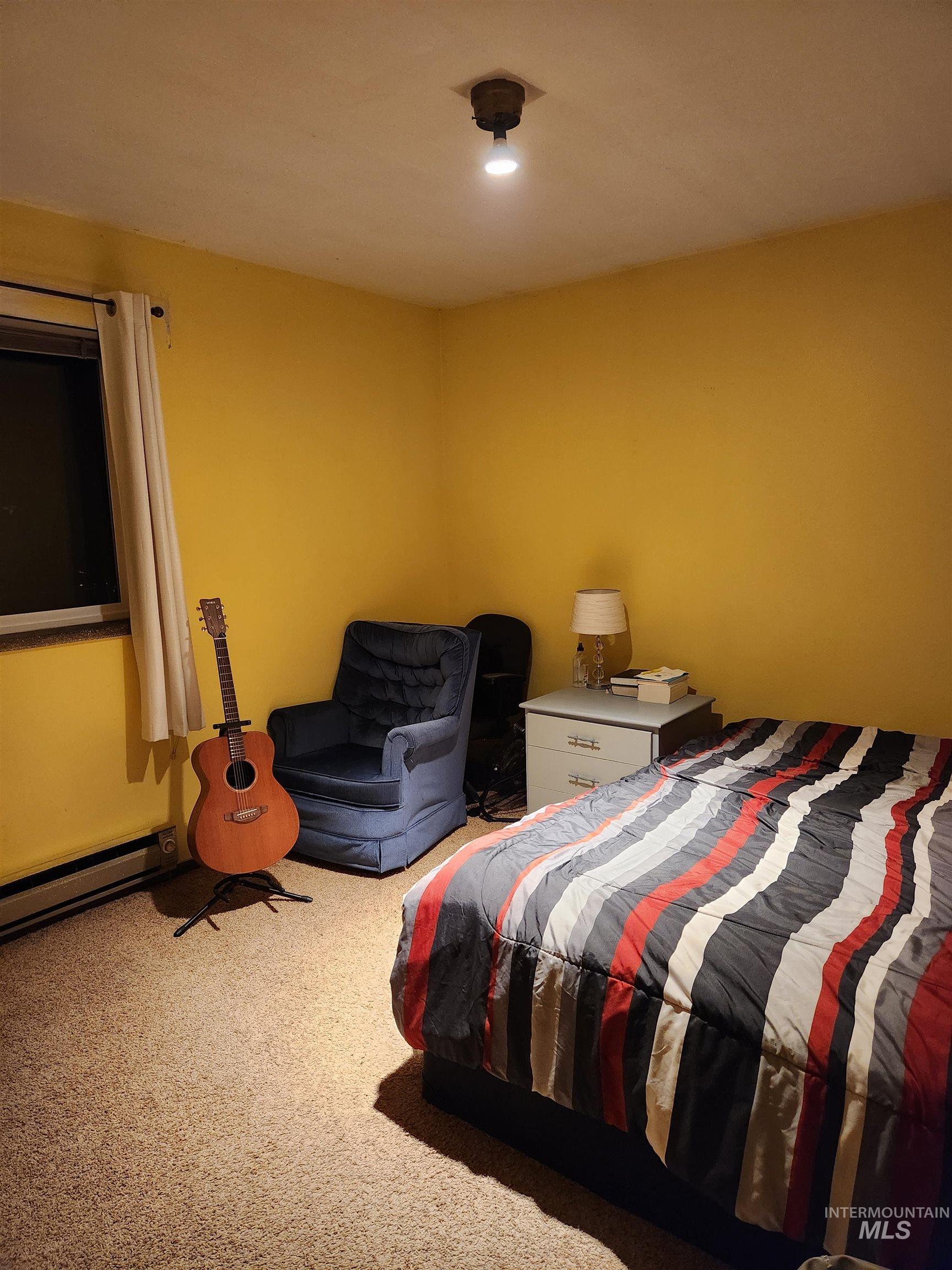 154 Avenida Del Rio W, Twin Falls, Idaho 83301, 3 Bedrooms, 2 Bathrooms, Residential For Sale, Price $295,000,MLS 98969427