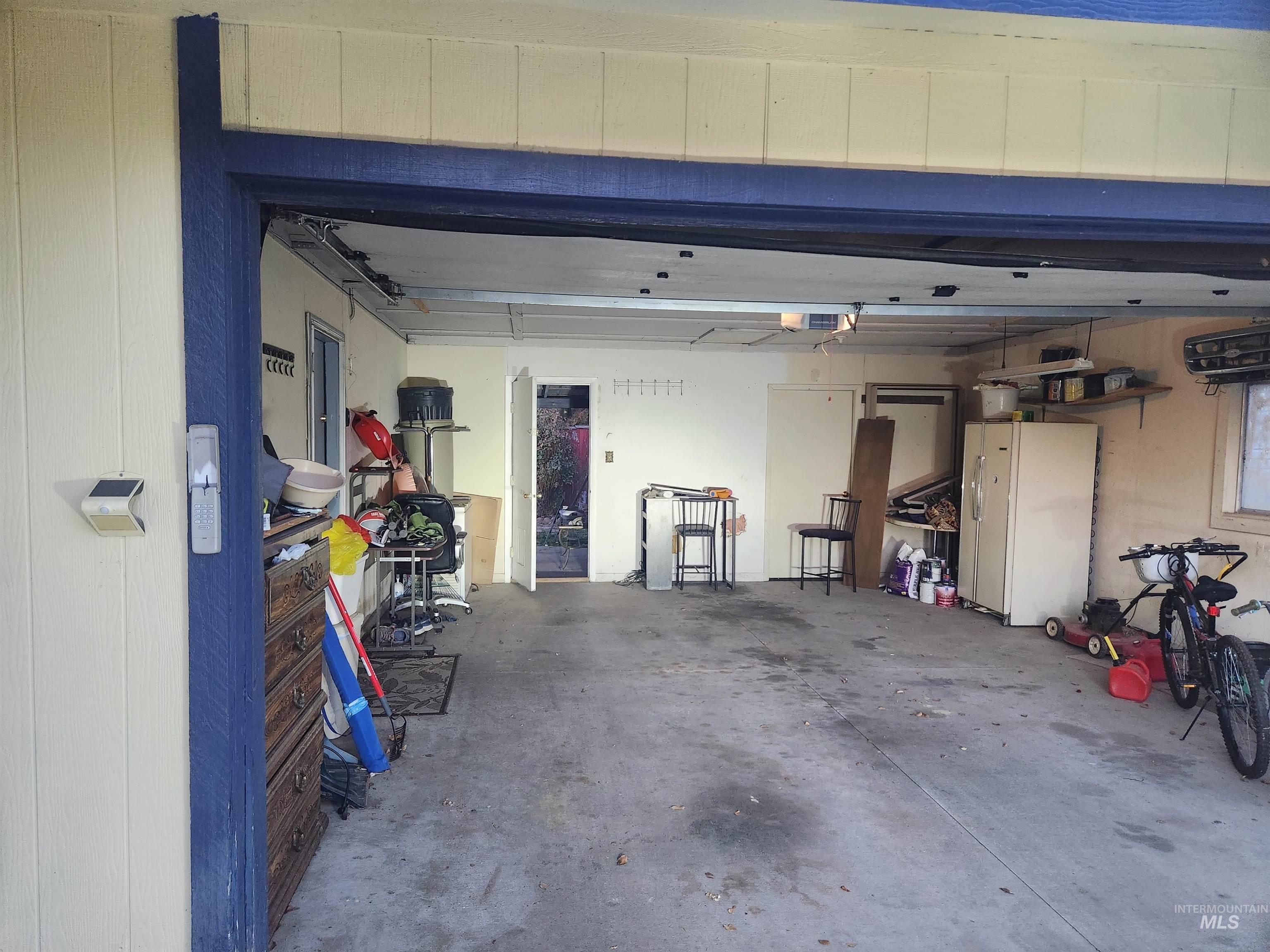 154 Avenida Del Rio W, Twin Falls, Idaho 83301, 3 Bedrooms, 2 Bathrooms, Residential For Sale, Price $295,000,MLS 98969427