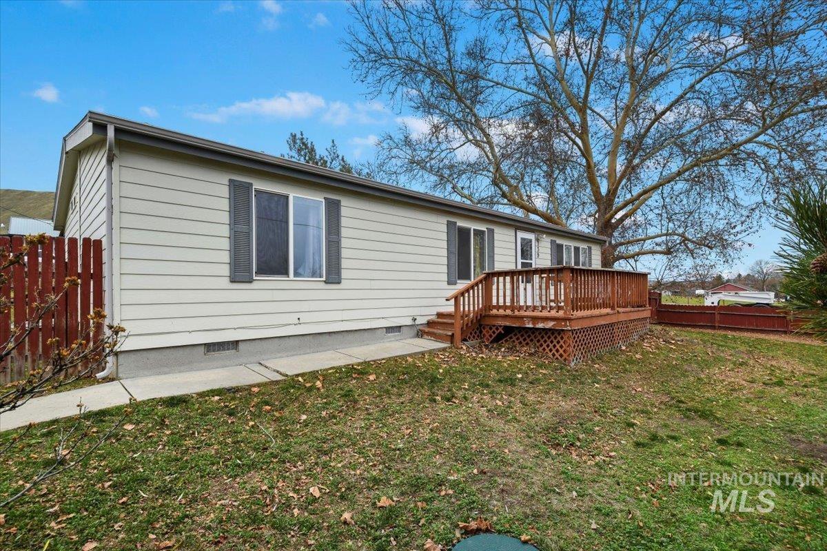 139 E South Slope Rd, Emmett, Idaho 83617-9032, 3 Bedrooms, 2 Bathrooms, Residential For Sale, Price $319,900,MLS 98969429