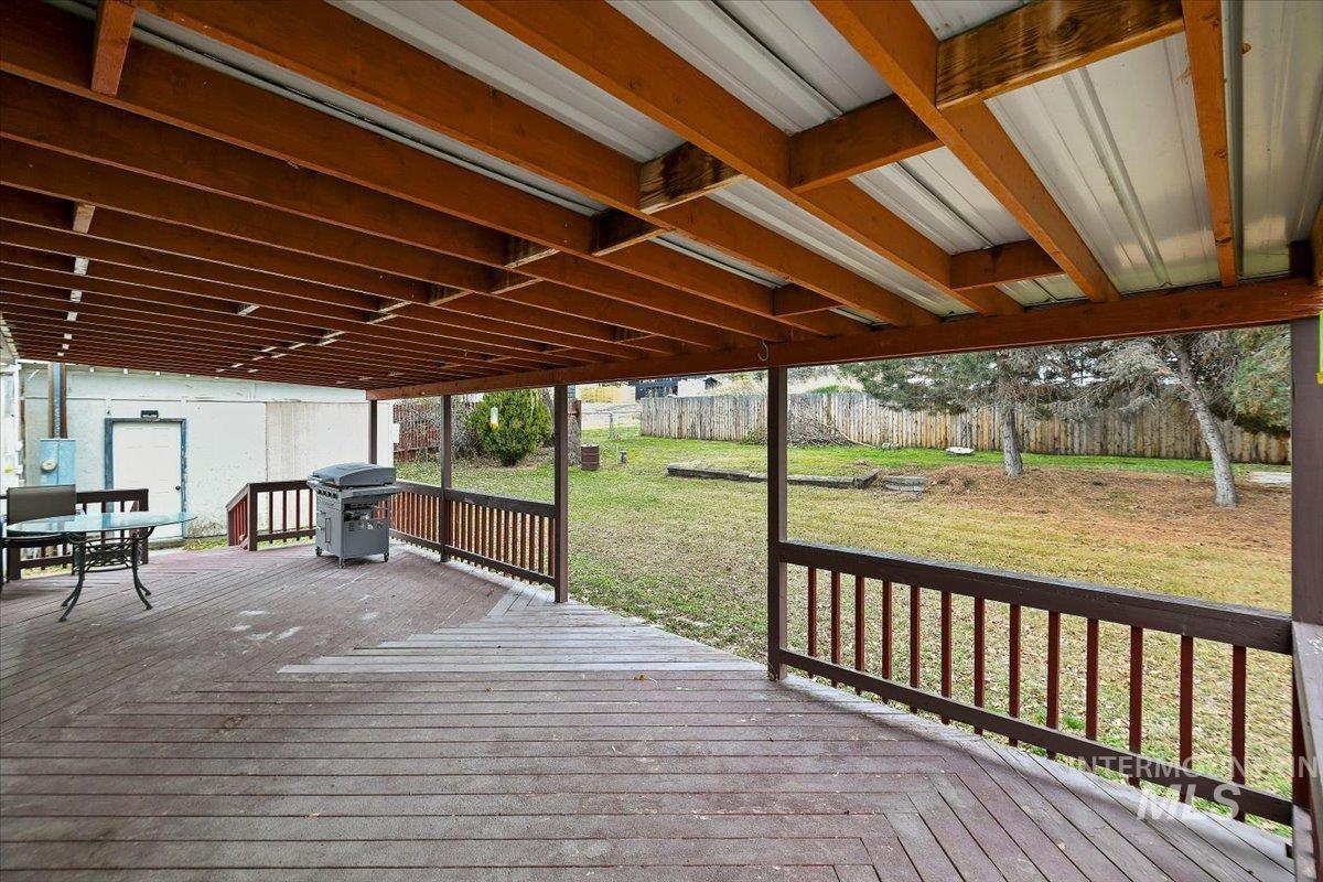 139 E South Slope Rd, Emmett, Idaho 83617-9032, 3 Bedrooms, 2 Bathrooms, Residential For Sale, Price $319,900,MLS 98969429