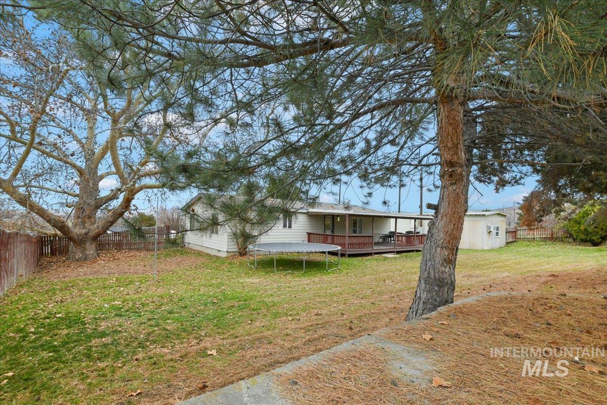 139 E South Slope Rd, Emmett, Idaho 83617-9032, 3 Bedrooms, 2 Bathrooms, Residential For Sale, Price $319,900,MLS 98969429