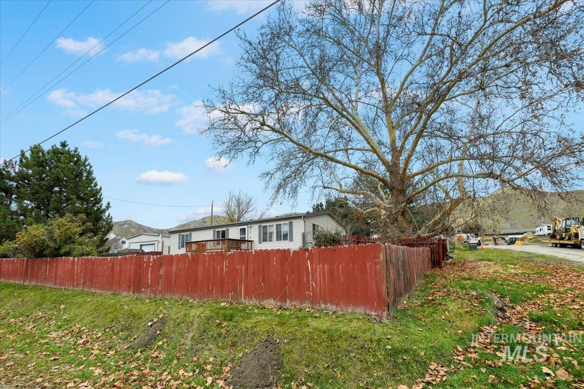 139 E South Slope Rd, Emmett, Idaho 83617-9032, 3 Bedrooms, 2 Bathrooms, Residential For Sale, Price $319,900,MLS 98969429