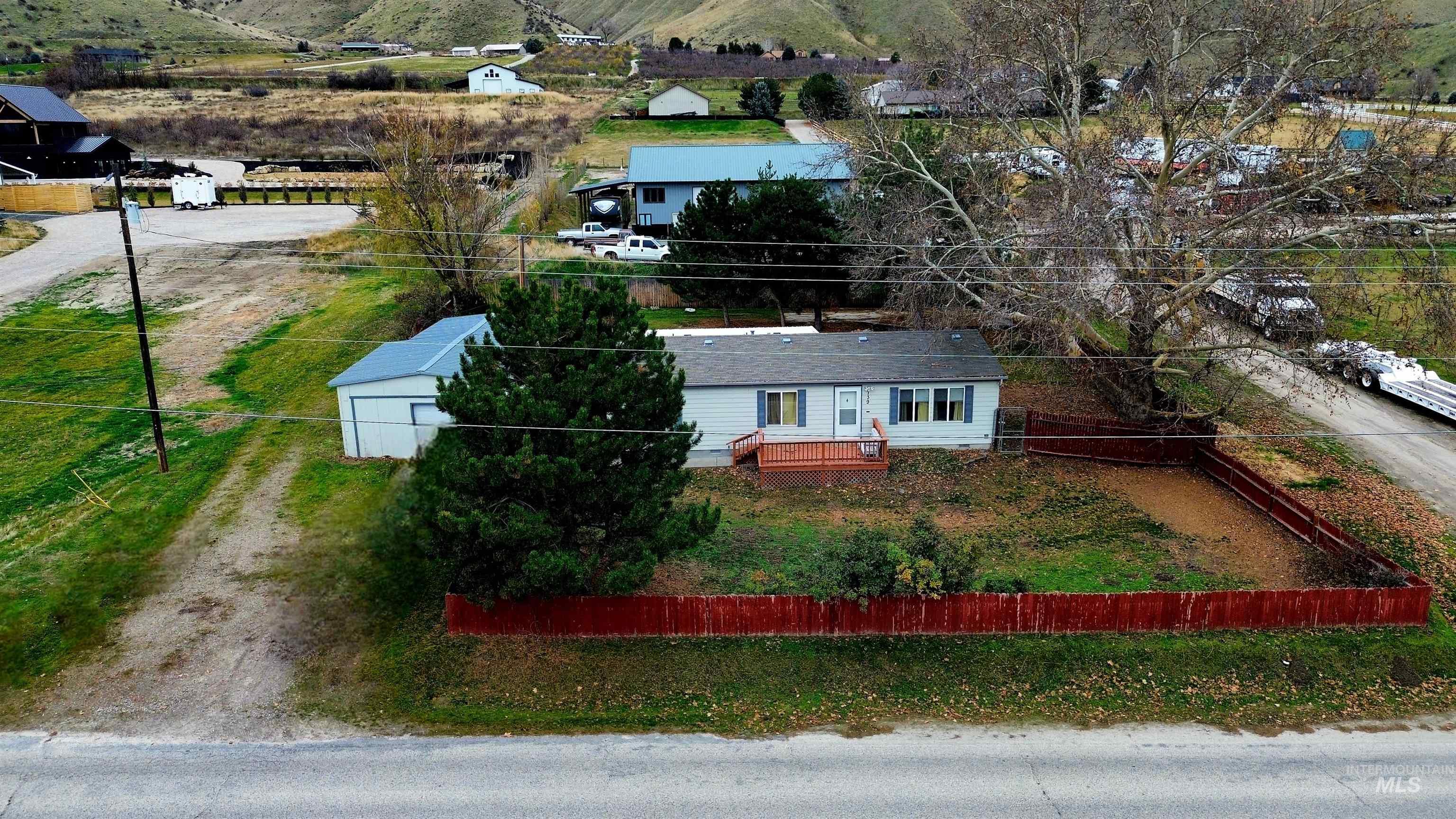 139 E South Slope Rd, Emmett, Idaho 83617-9032, 3 Bedrooms, 2 Bathrooms, Residential For Sale, Price $319,900,MLS 98969429